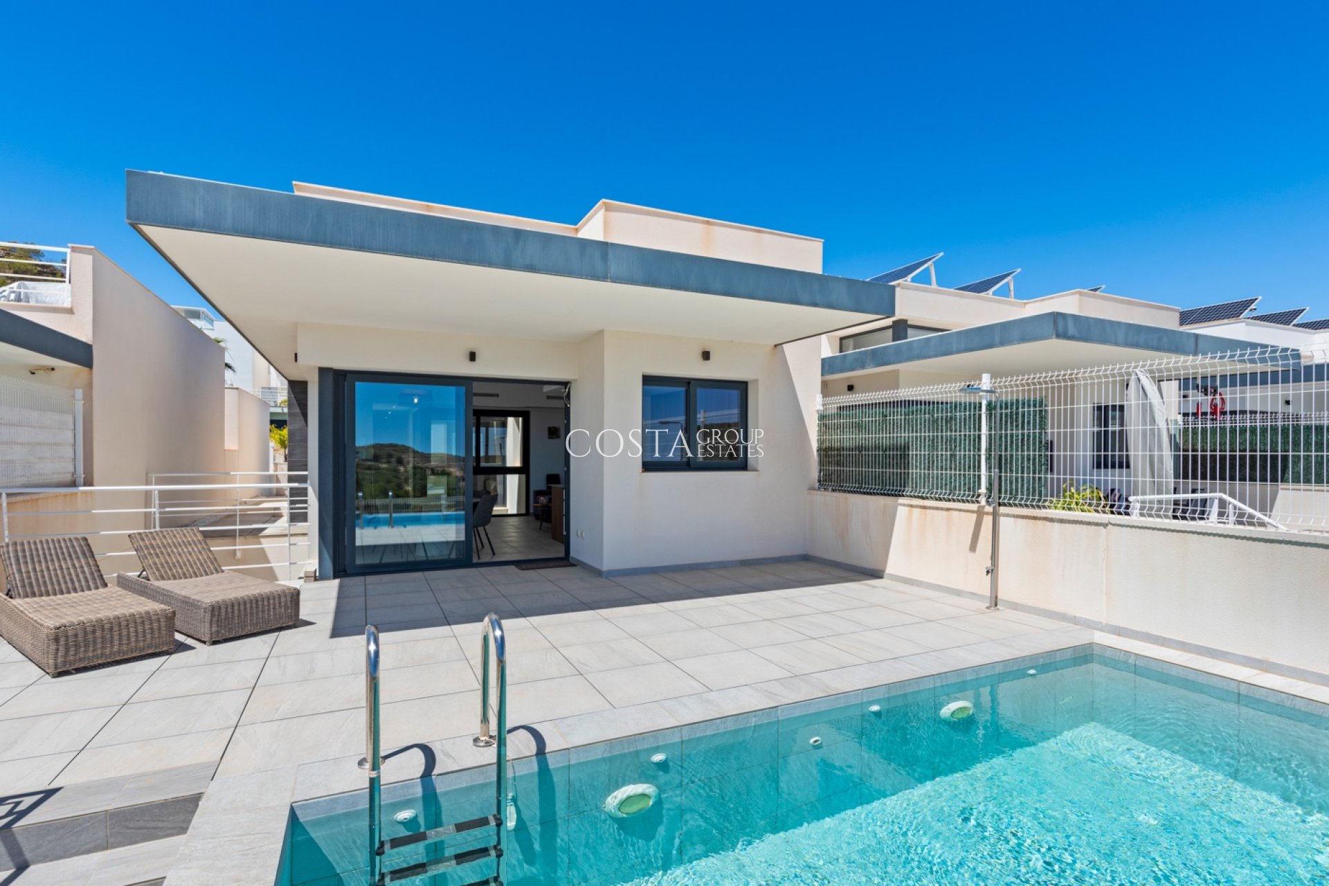 Resale - Villa -
San Miguel de Salinas - Costa Blanca