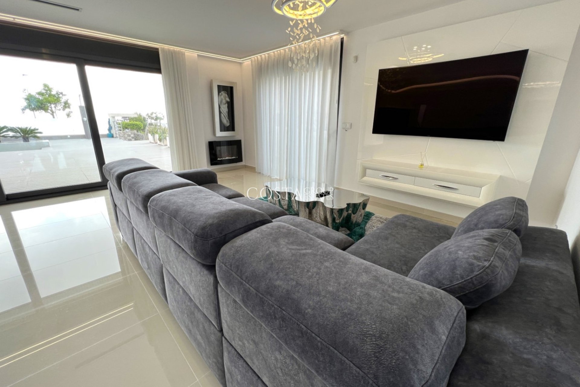 Resale - Villa -
San Miguel de Salinas - San Miguel de Salinas Centro