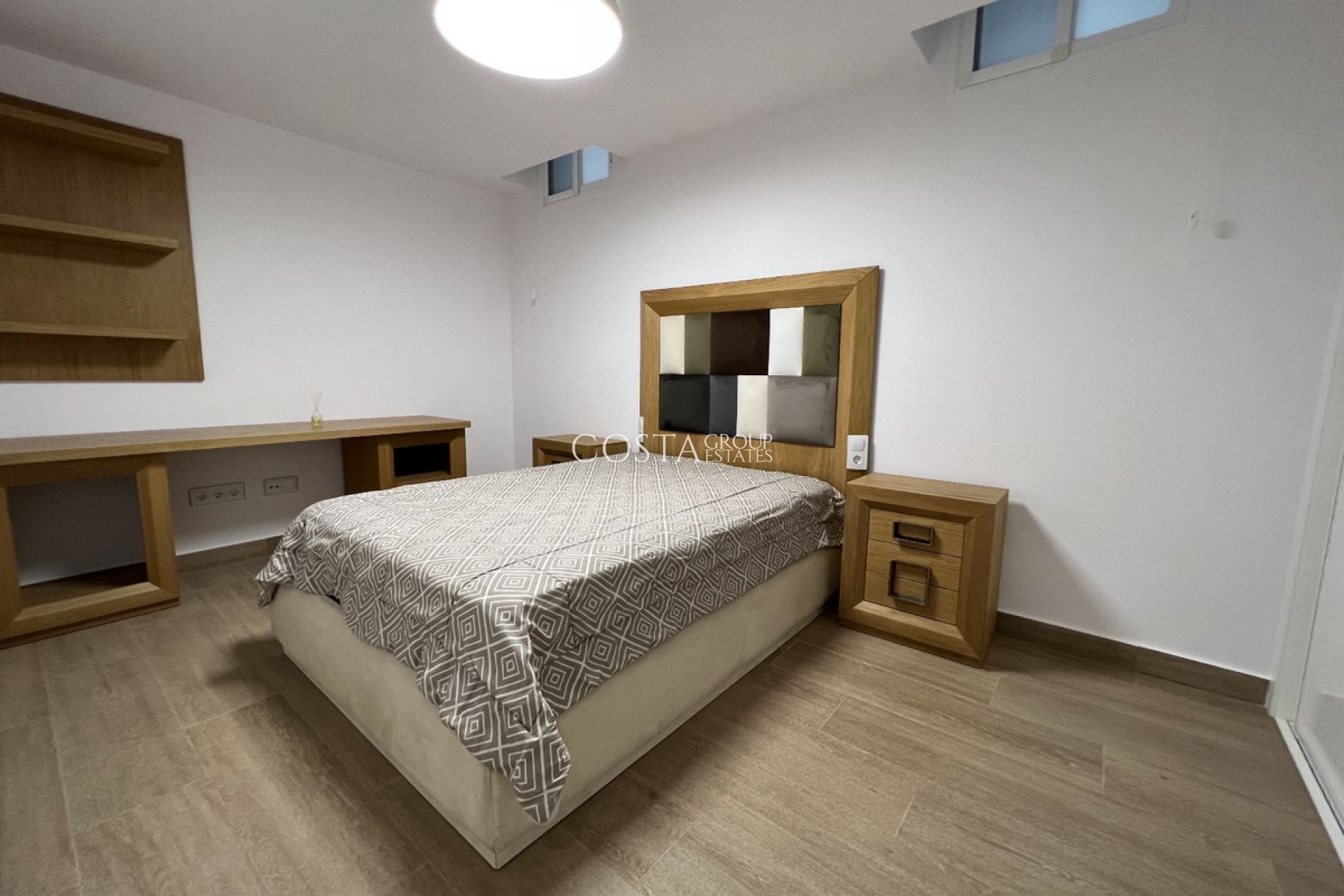 Resale - Villa -
San Miguel de Salinas - San Miguel de Salinas Centro