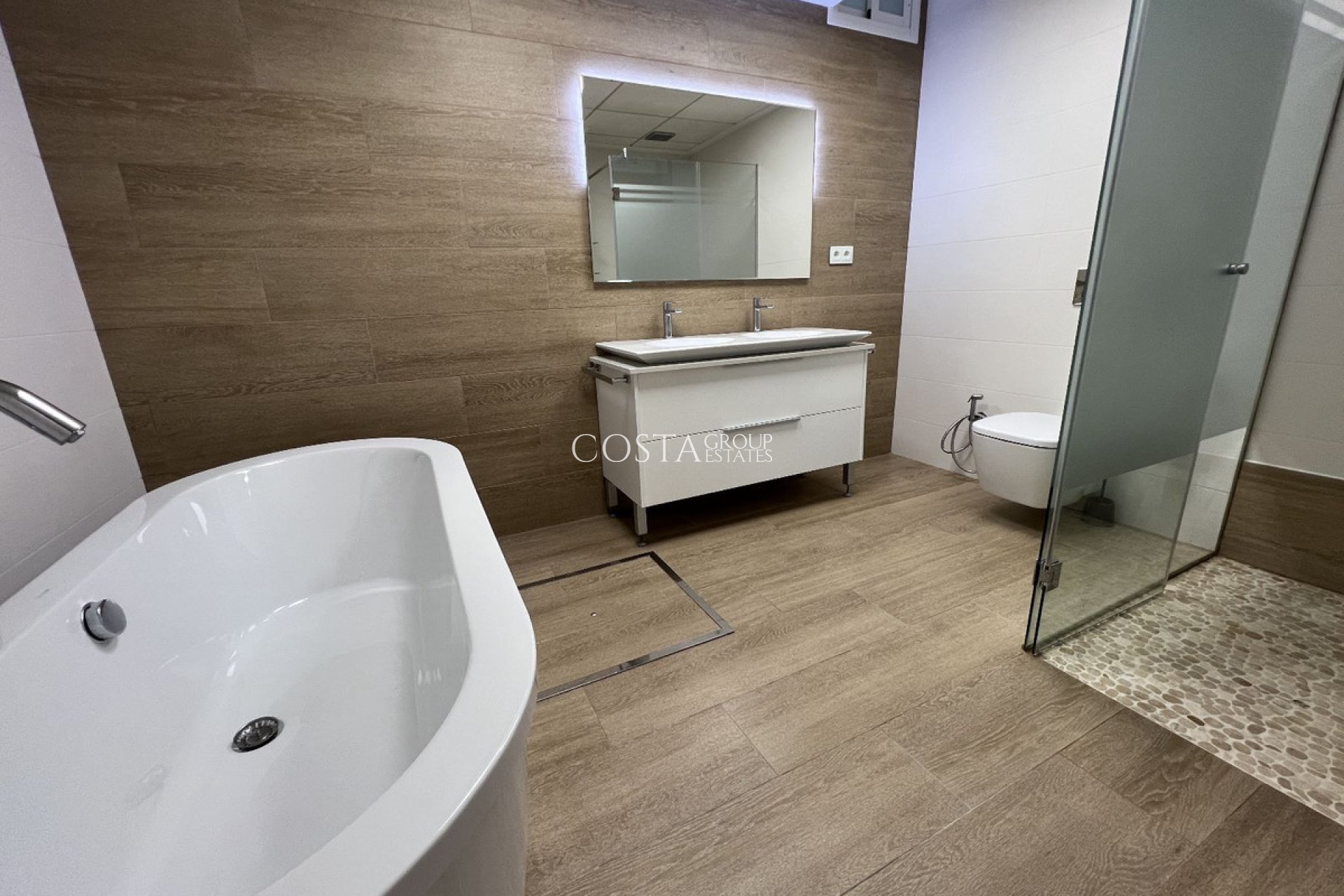 Resale - Villa -
San Miguel de Salinas - San Miguel de Salinas Centro