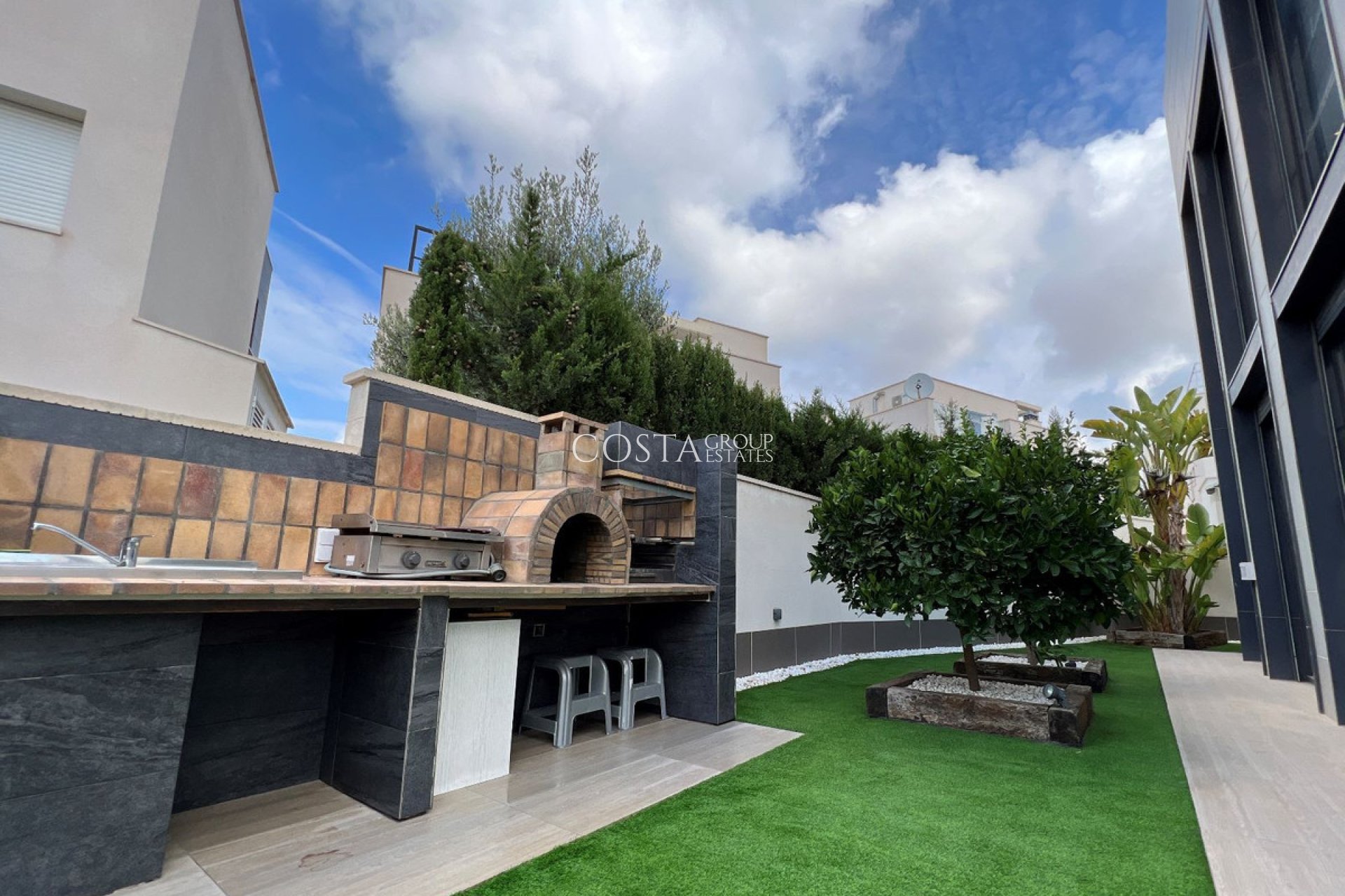 Resale - Villa -
San Miguel de Salinas - San Miguel de Salinas Centro