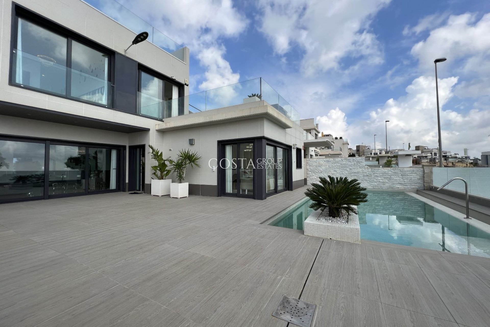 Resale - Villa -
San Miguel de Salinas - San Miguel de Salinas Centro