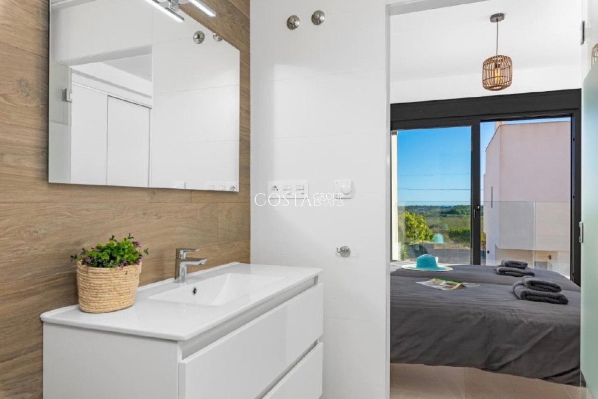 Resale - Villa -
San Miguel de Salinas - San Miguel de Salinas Centro