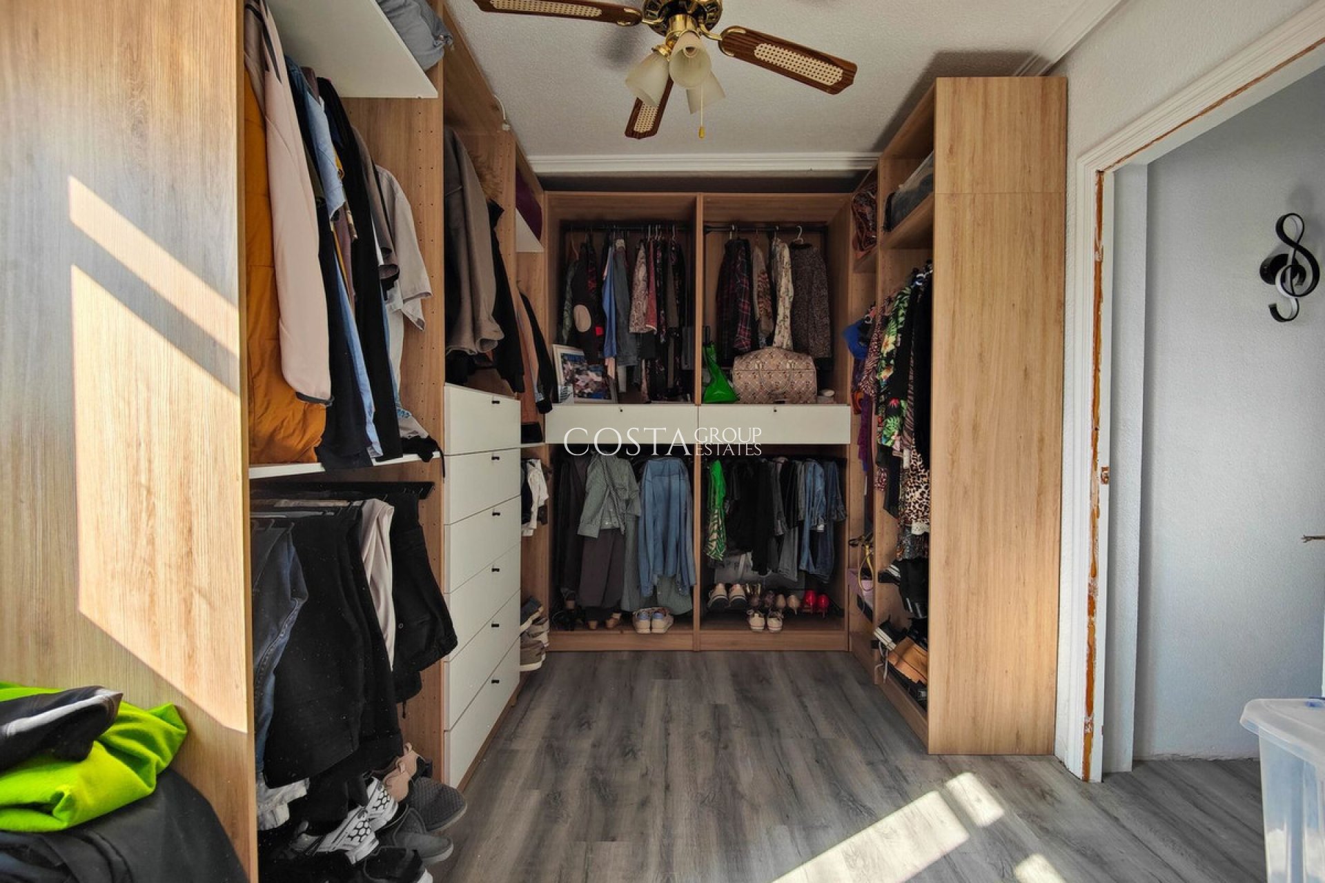 Resale - Villa -
San Miguel de Salinas - San Miguel de Salinas Centro