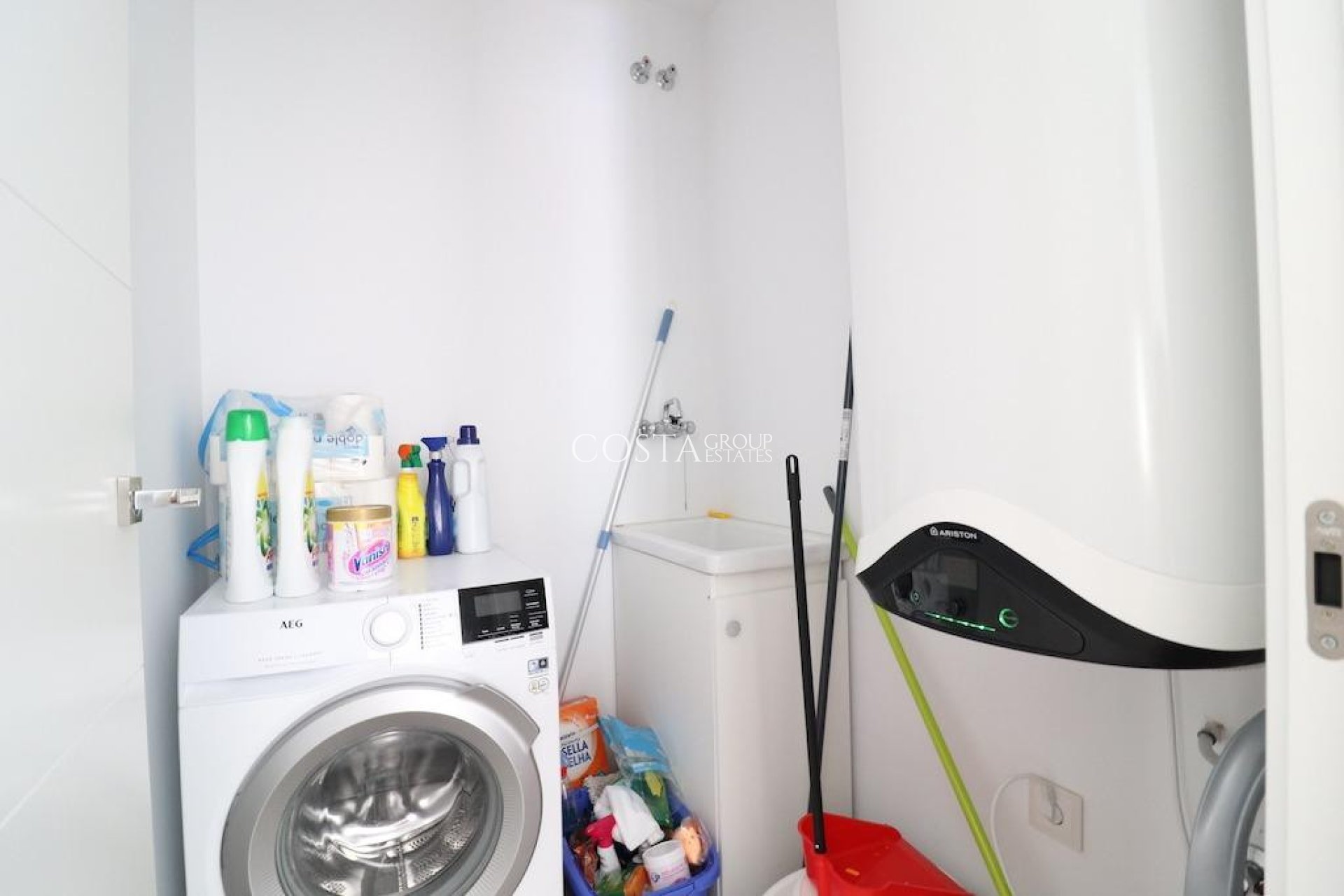 Resale - Villa -
San Miguel de Salinas - San Miguel de Salinas Centro