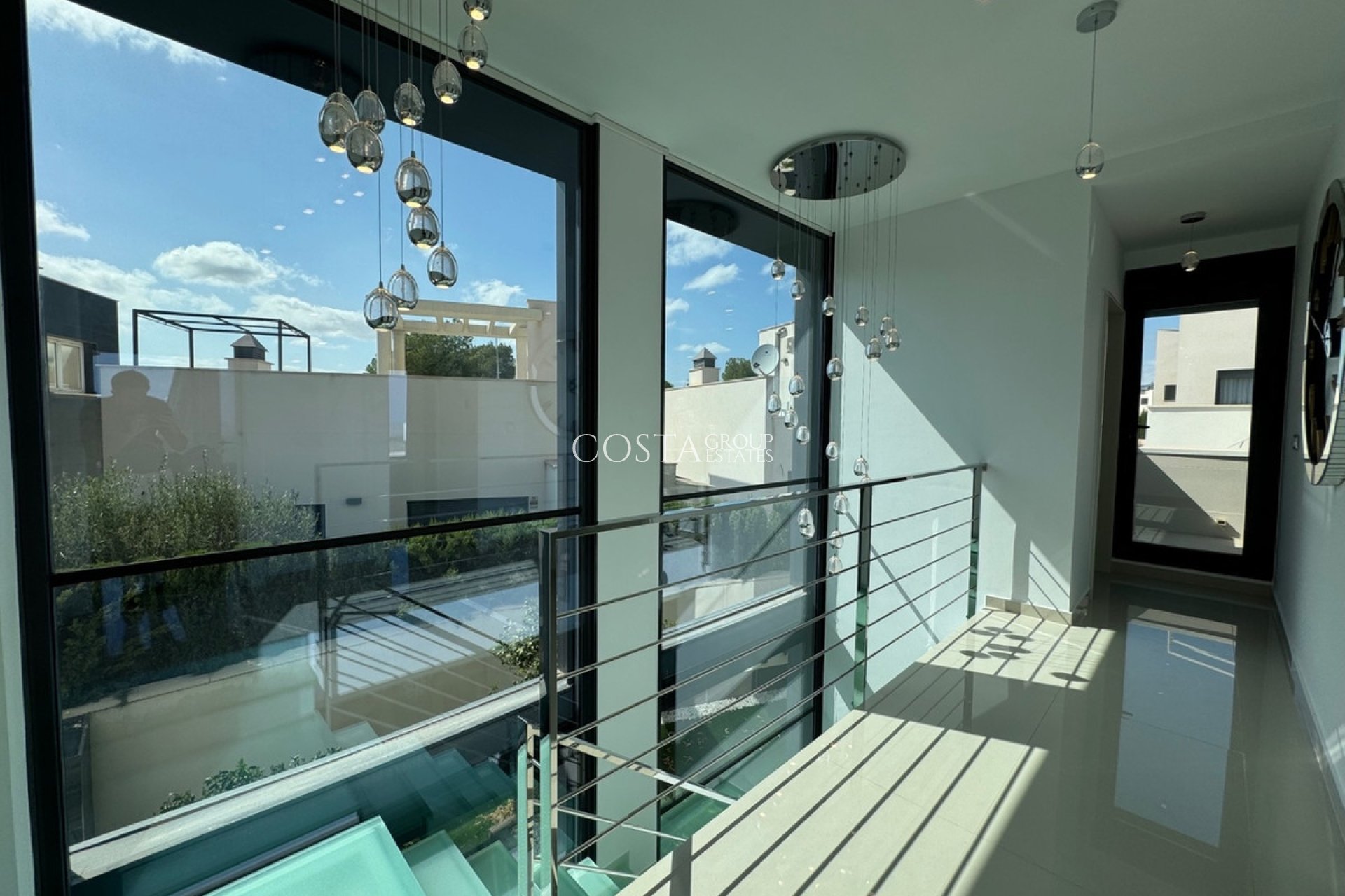 Resale - Villa -
San Miguel de Salinas - San Miguel de Salinas Centro