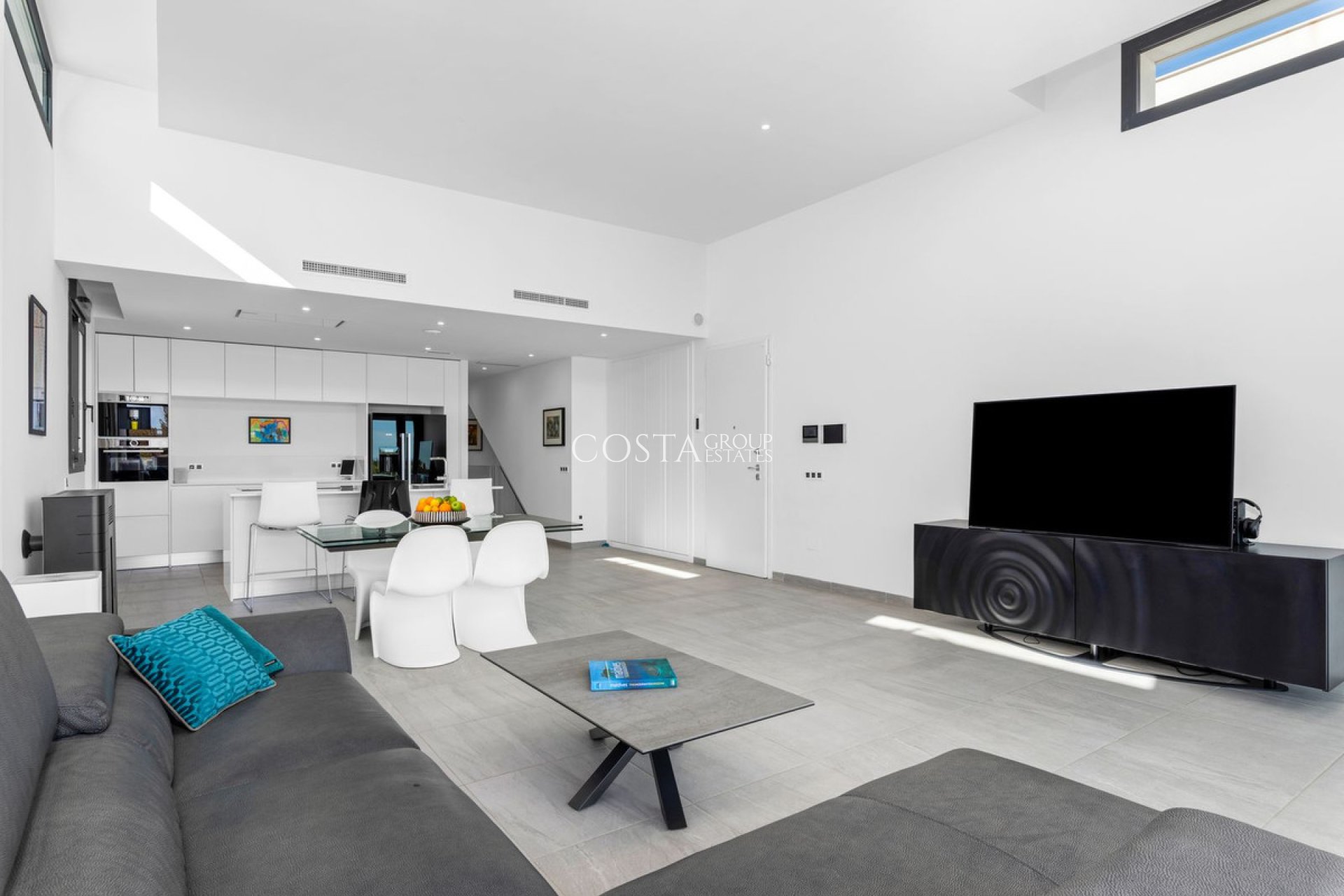 Resale - Villa -
San Miguel de Salinas - San Miguel de Salinas Centro