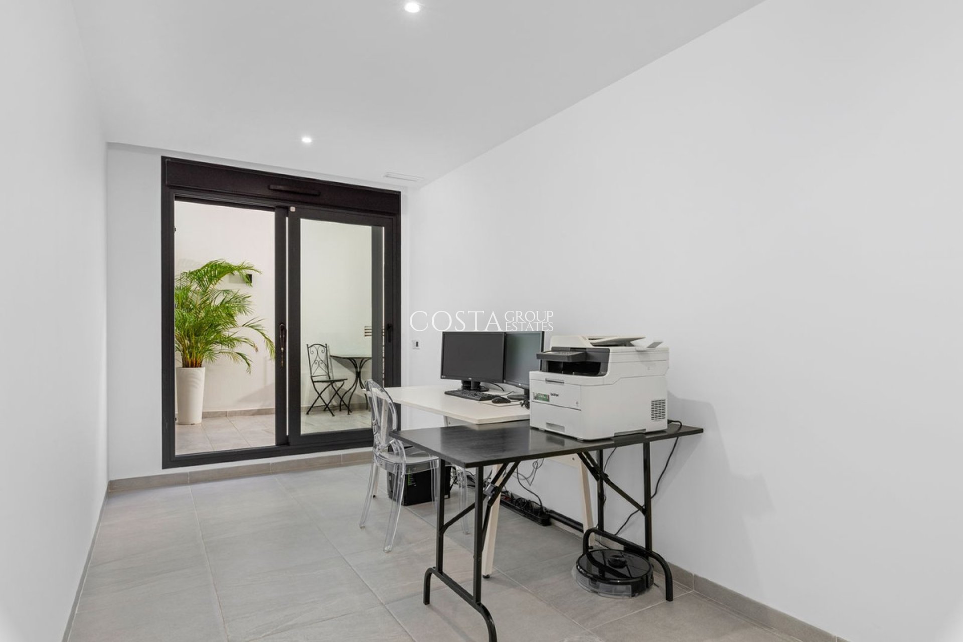 Resale - Villa -
San Miguel de Salinas - San Miguel de Salinas Centro