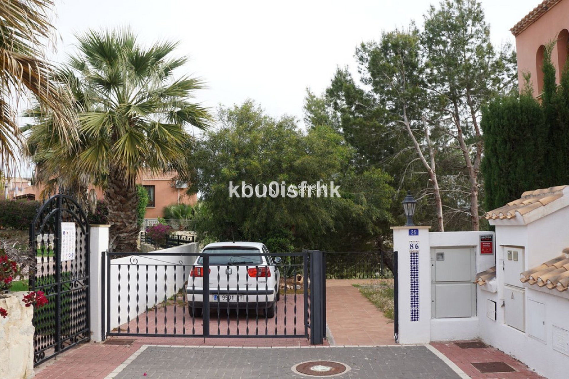 Resale - Villa -
San Miguel de Salinas - San Miguel de Salinas Centro