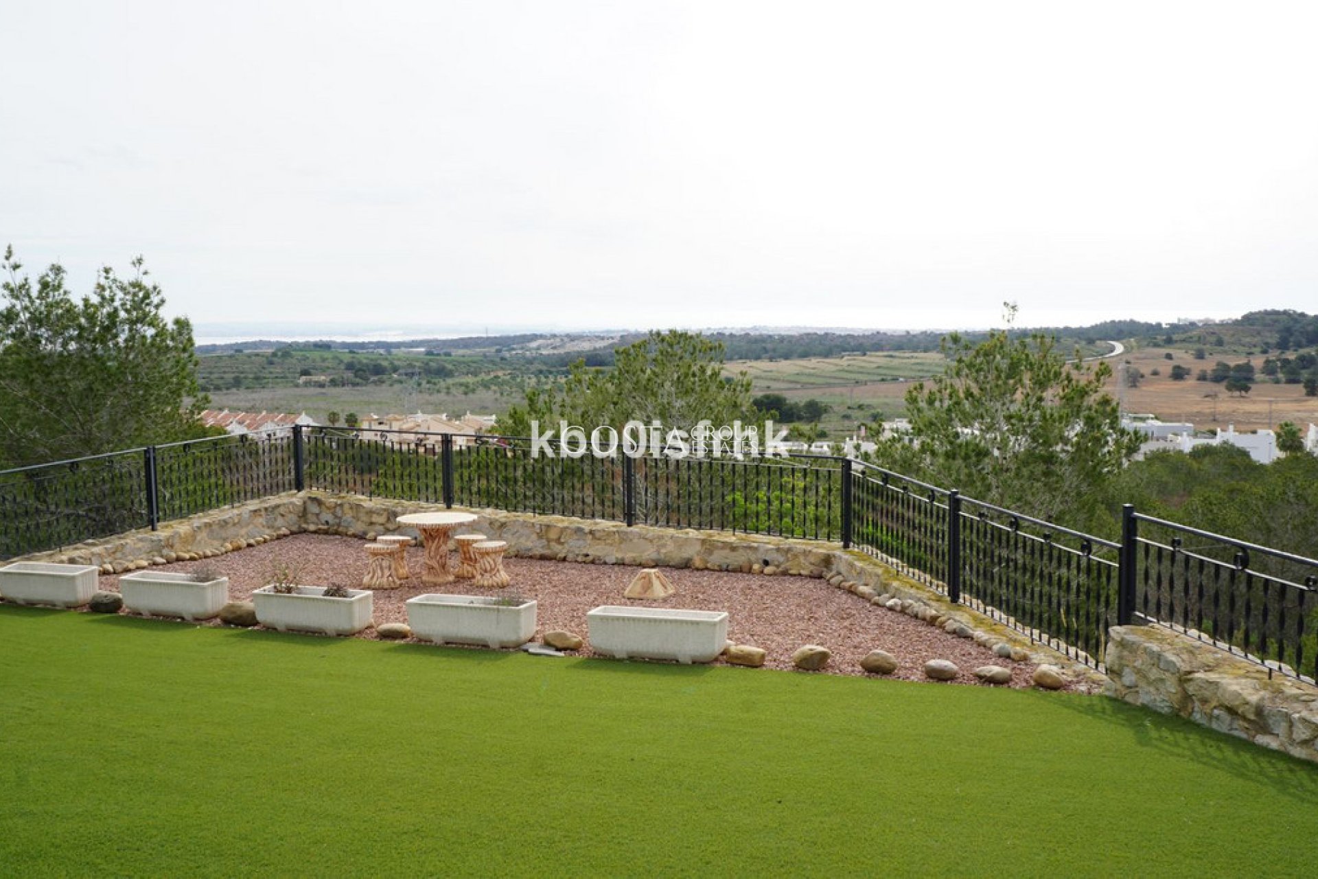 Resale - Villa -
San Miguel de Salinas - San Miguel de Salinas Centro