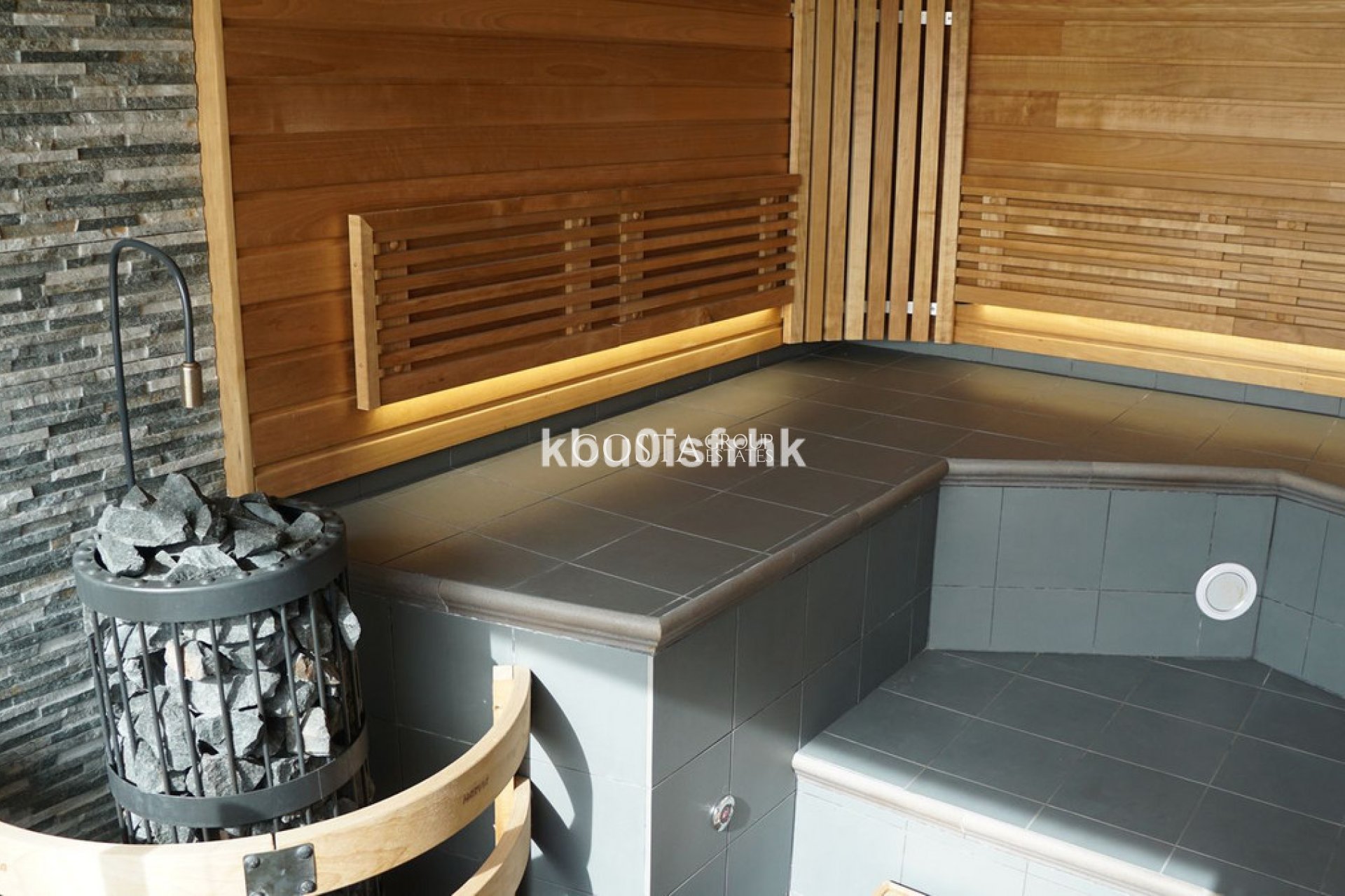 Resale - Villa -
San Miguel de Salinas - San Miguel de Salinas Centro