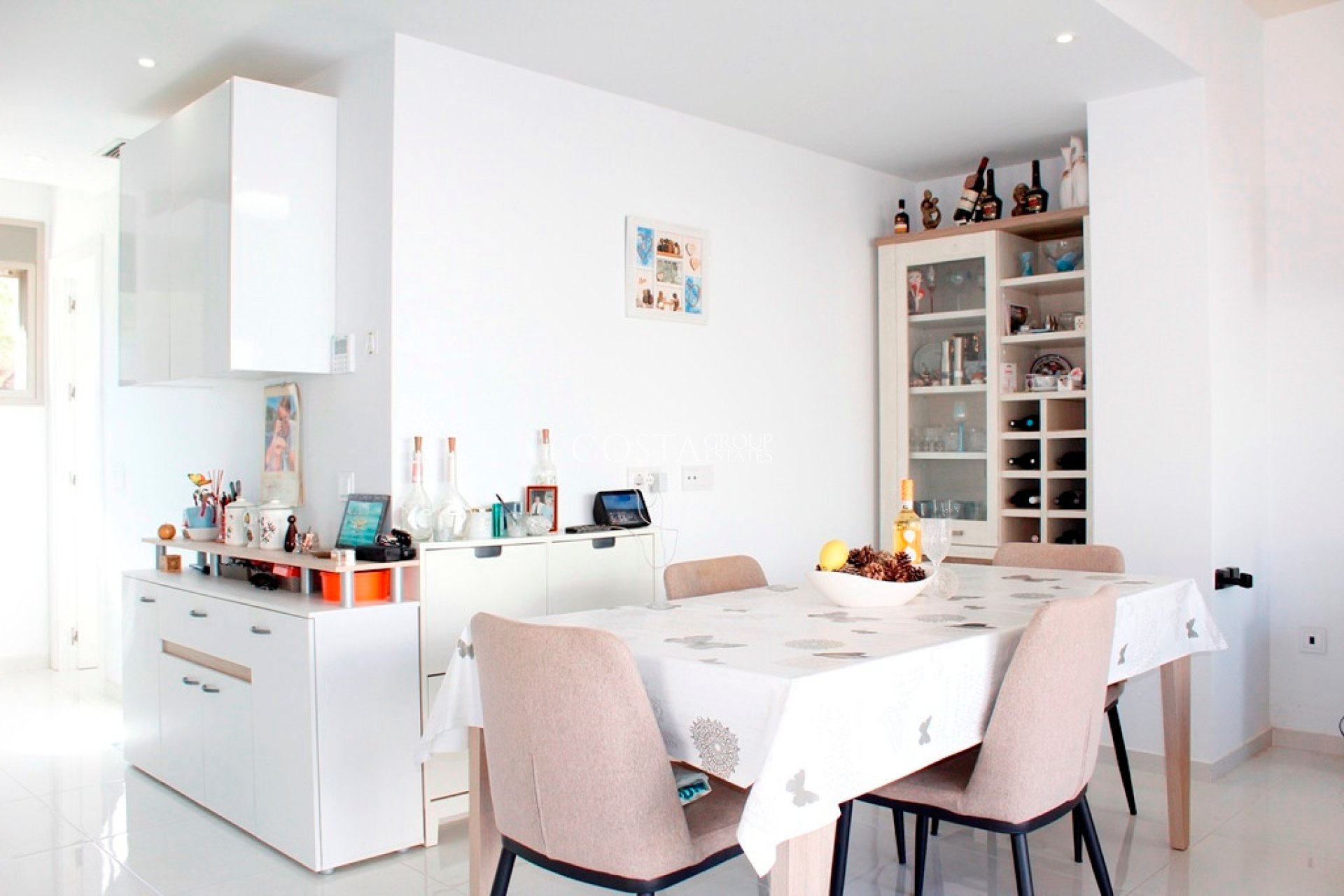 Resale - Villa -
San Miguel de Salinas - San Miguel de Salinas Centro