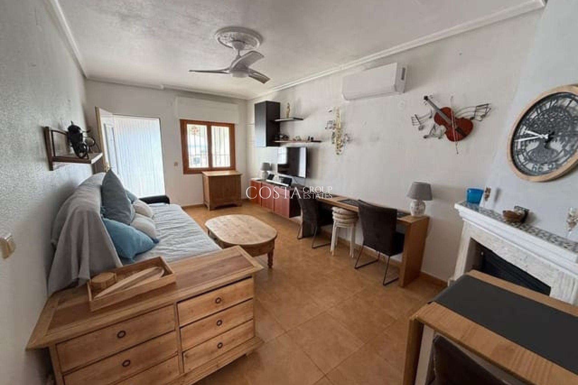 Resale - Villa -
San Miguel de Salinas - San Miguel de Salinas Centro