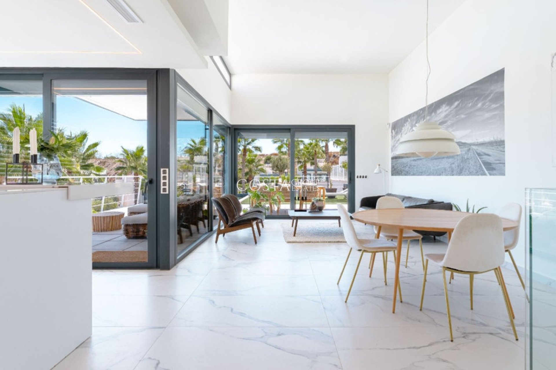 Resale - Villa -
San Miguel de Salinas - San Miguel de Salinas Centro