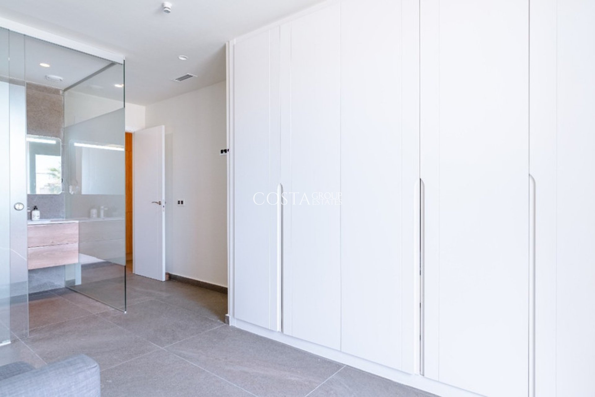 Resale - Villa -
San Miguel de Salinas - San Miguel de Salinas Centro