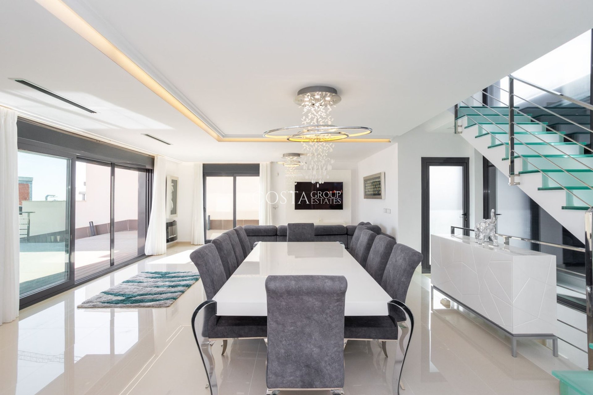 Resale - Villa -
San Miguel de Salinas - San Miguel de Salinas Centro