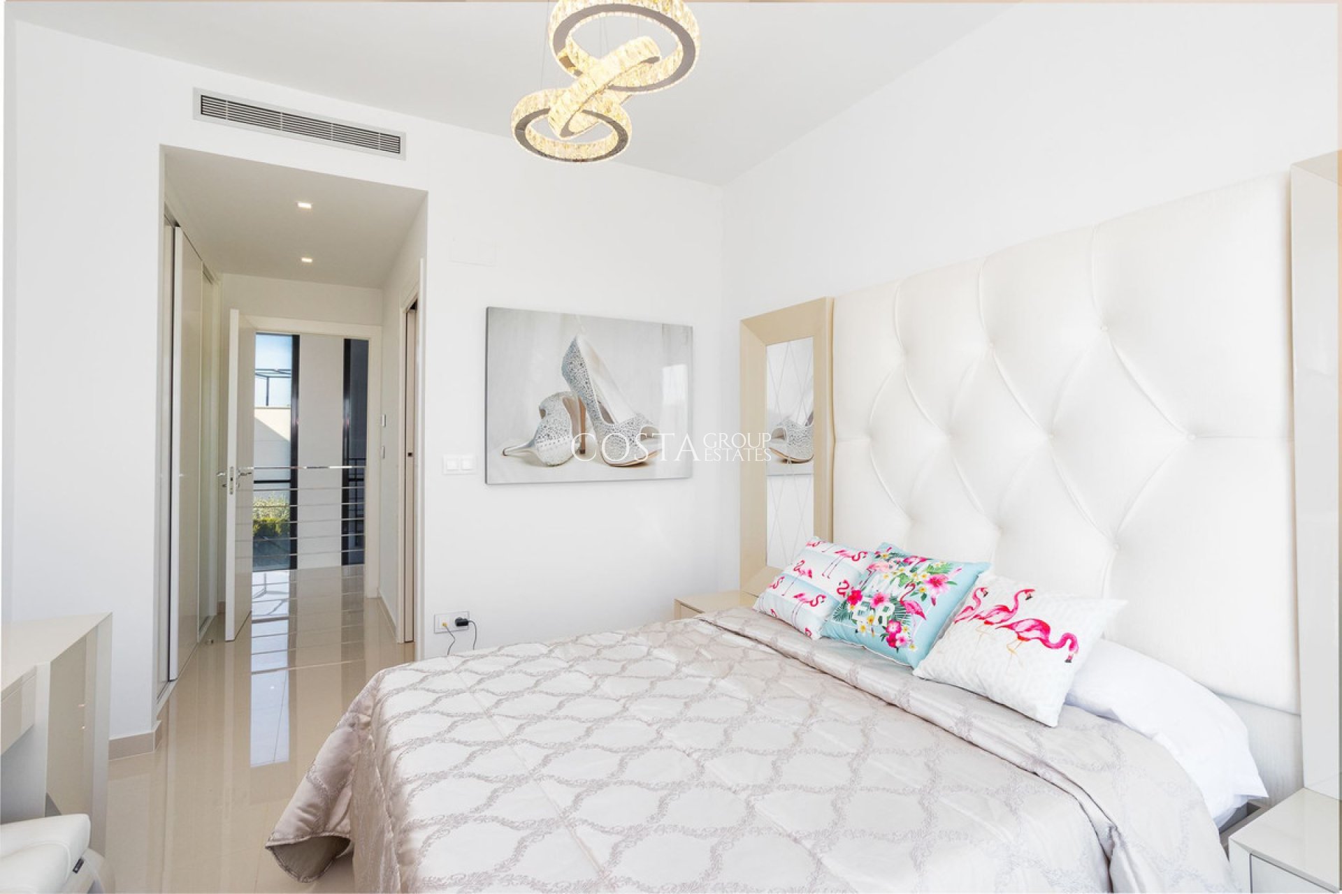 Resale - Villa -
San Miguel de Salinas - San Miguel de Salinas Centro