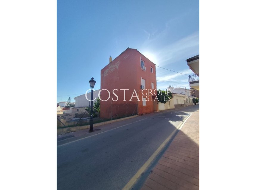 Resale - Villa -
San Miguel de Salinas - San Miguel de Salinas Centro
