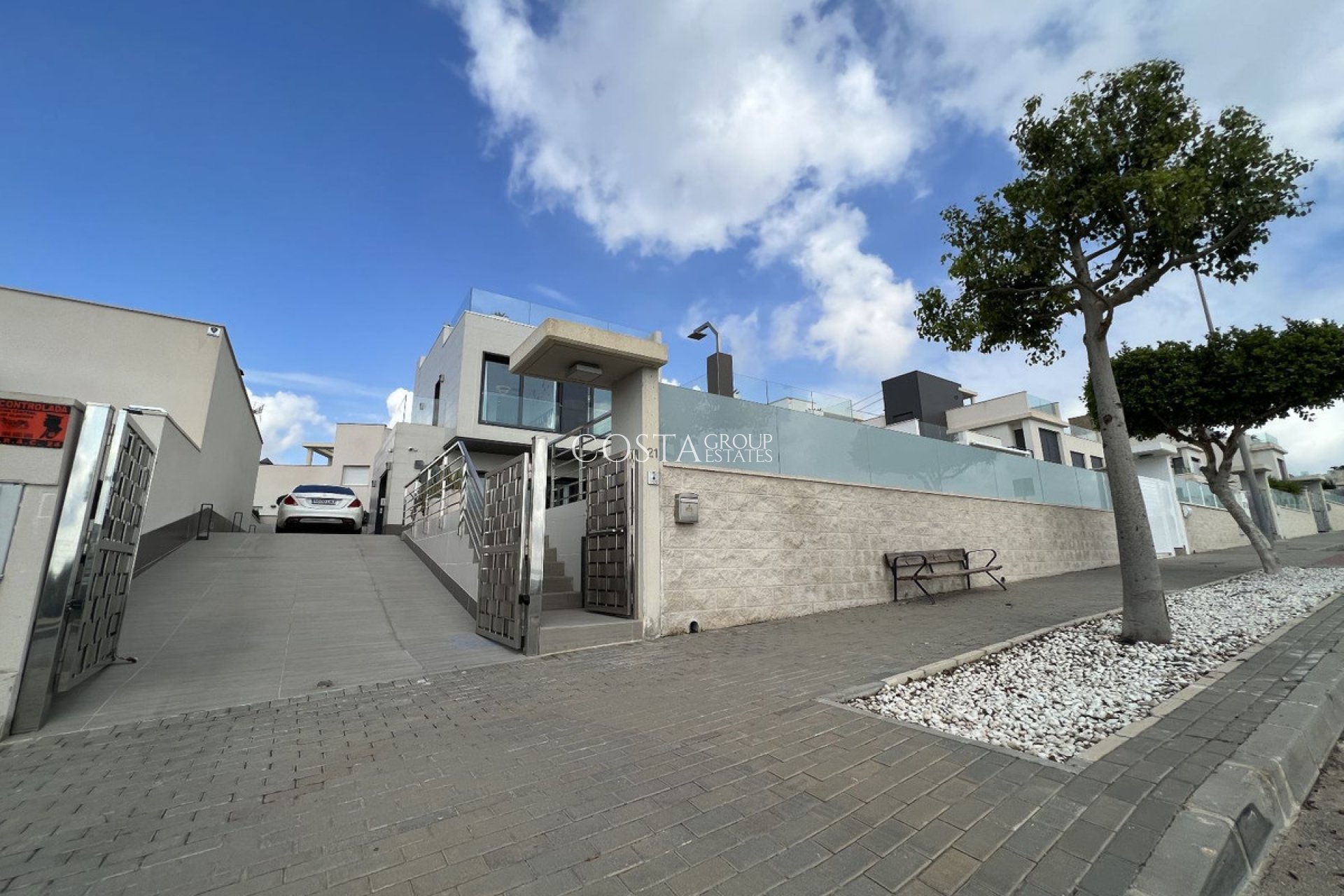 Resale - Villa -
San Miguel de Salinas - San Miguel de Salinas Centro