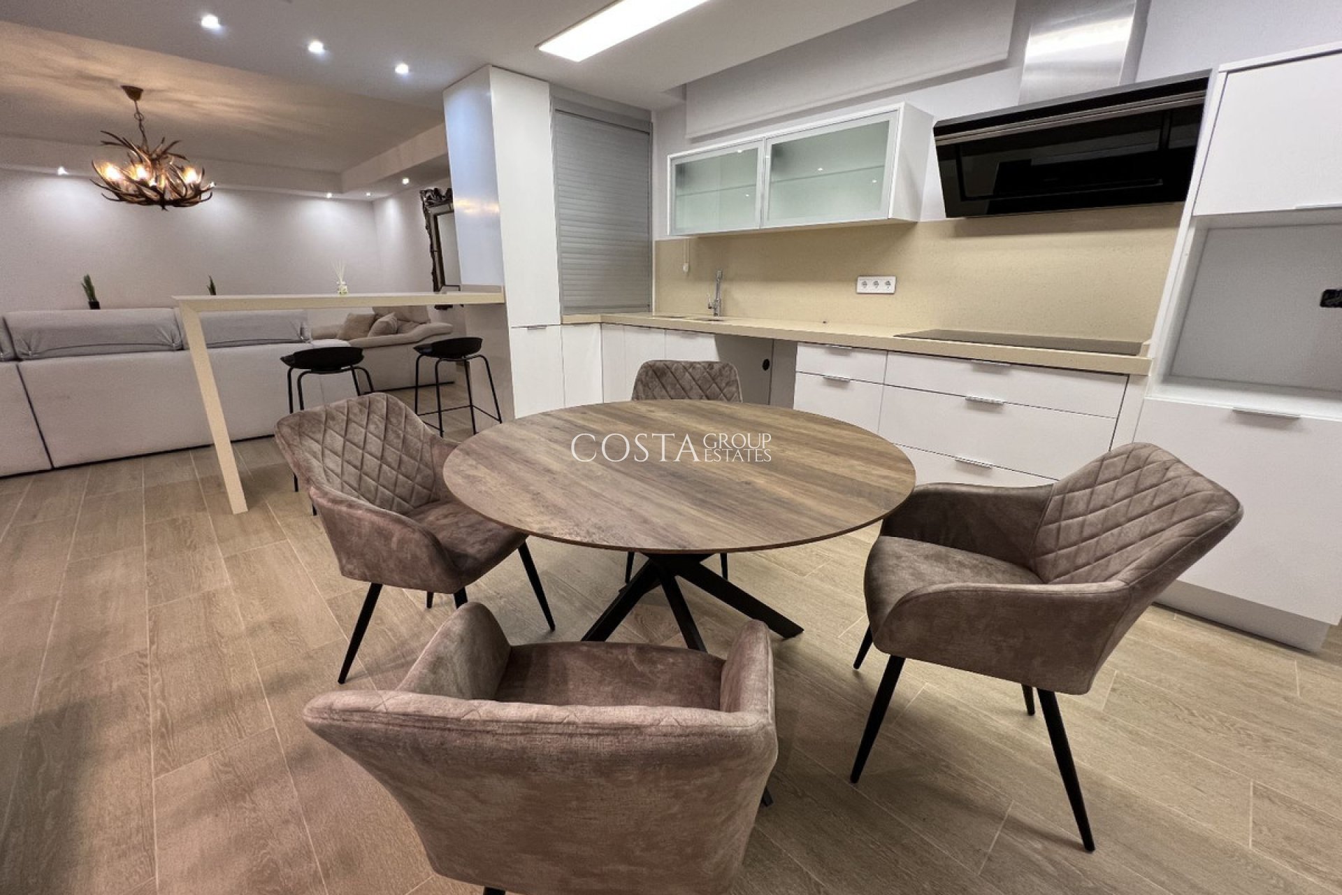 Resale - Villa -
San Miguel de Salinas - San Miguel de Salinas Centro