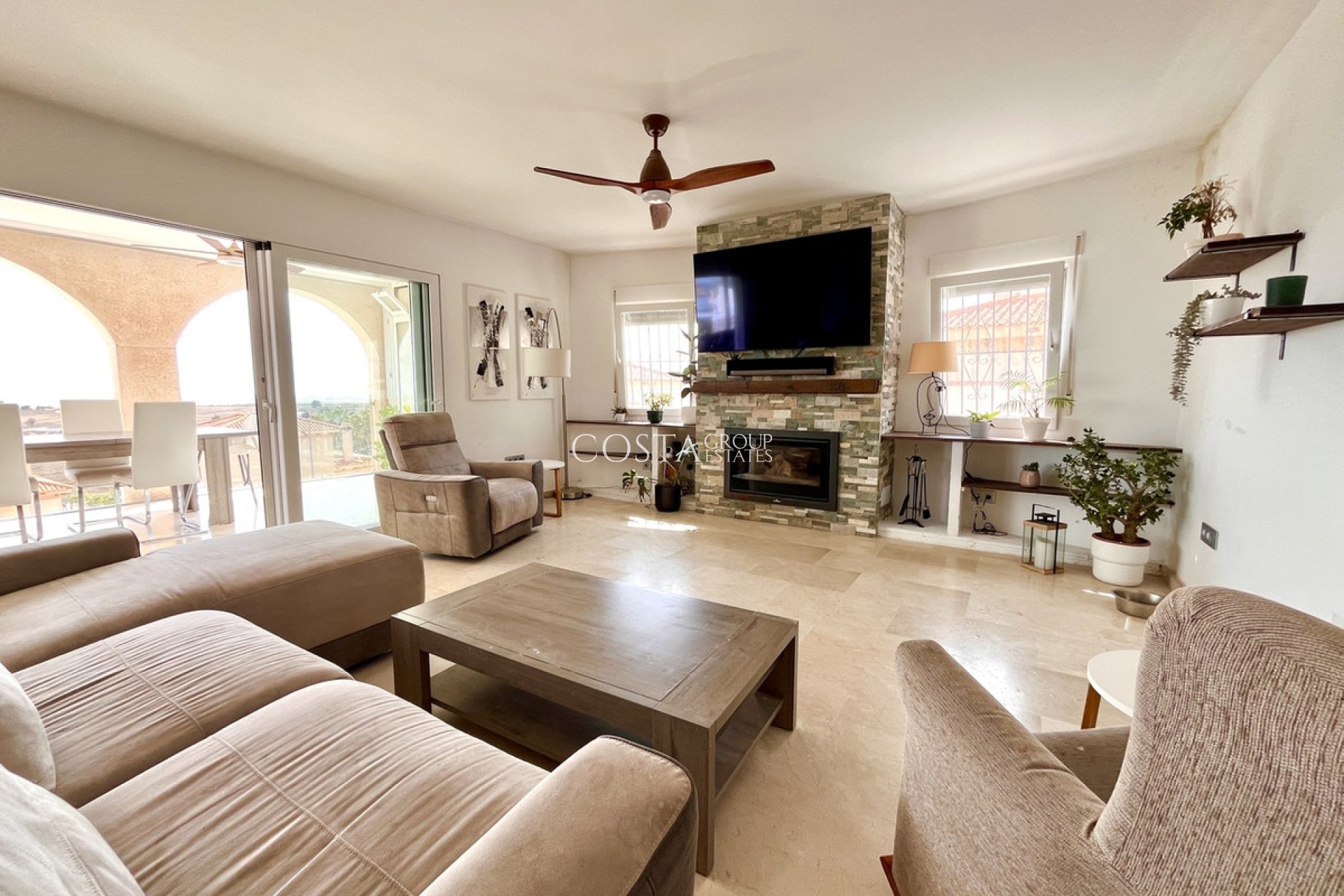 Resale - Villa -
San Miguel de Salinas - San Miguel de Salinas Centro