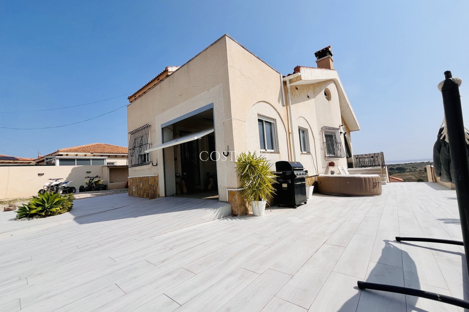 Resale - Villa -
San Miguel de Salinas - San Miguel de Salinas Centro