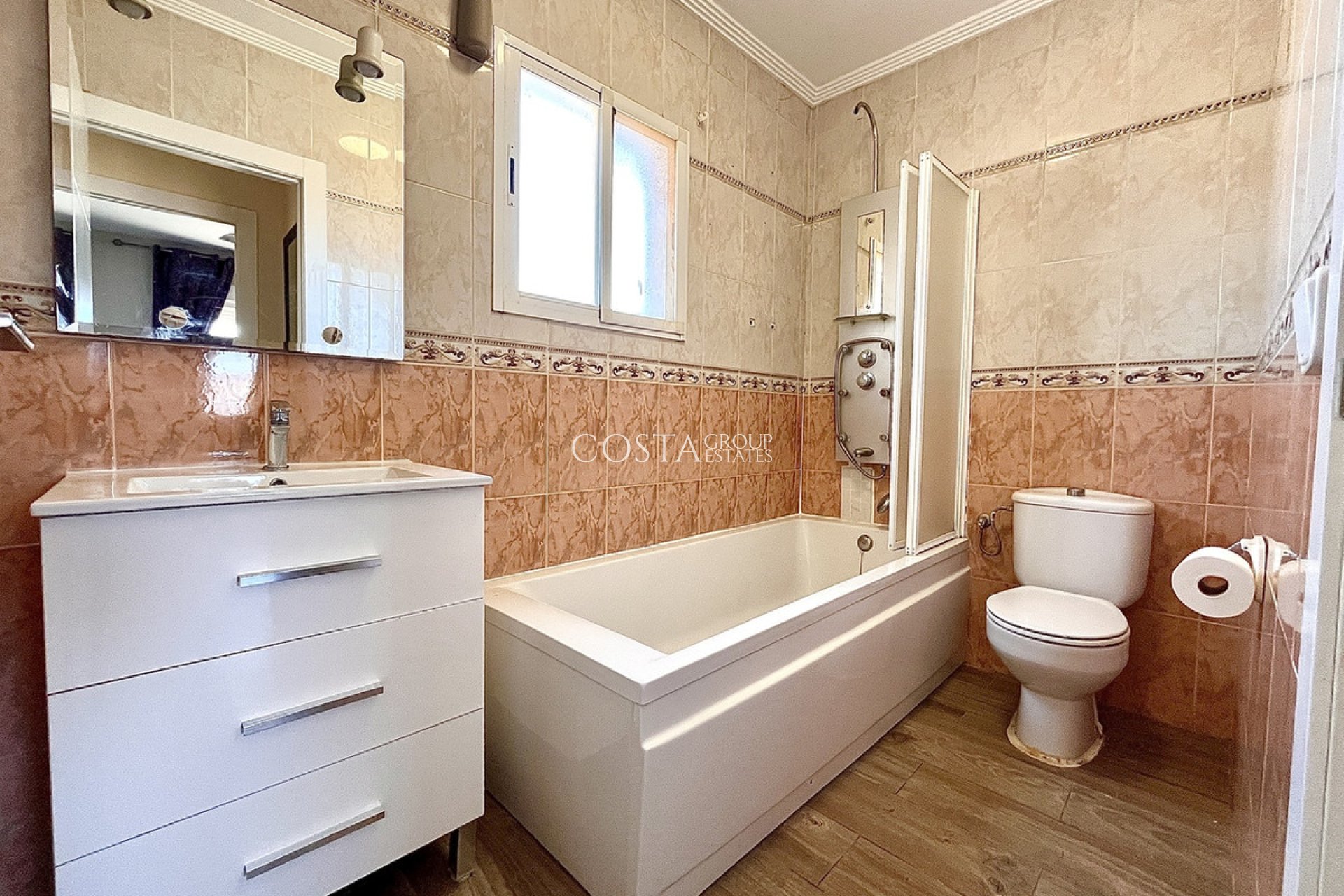 Resale - Villa -
San Miguel de Salinas - San Miguel de Salinas Centro