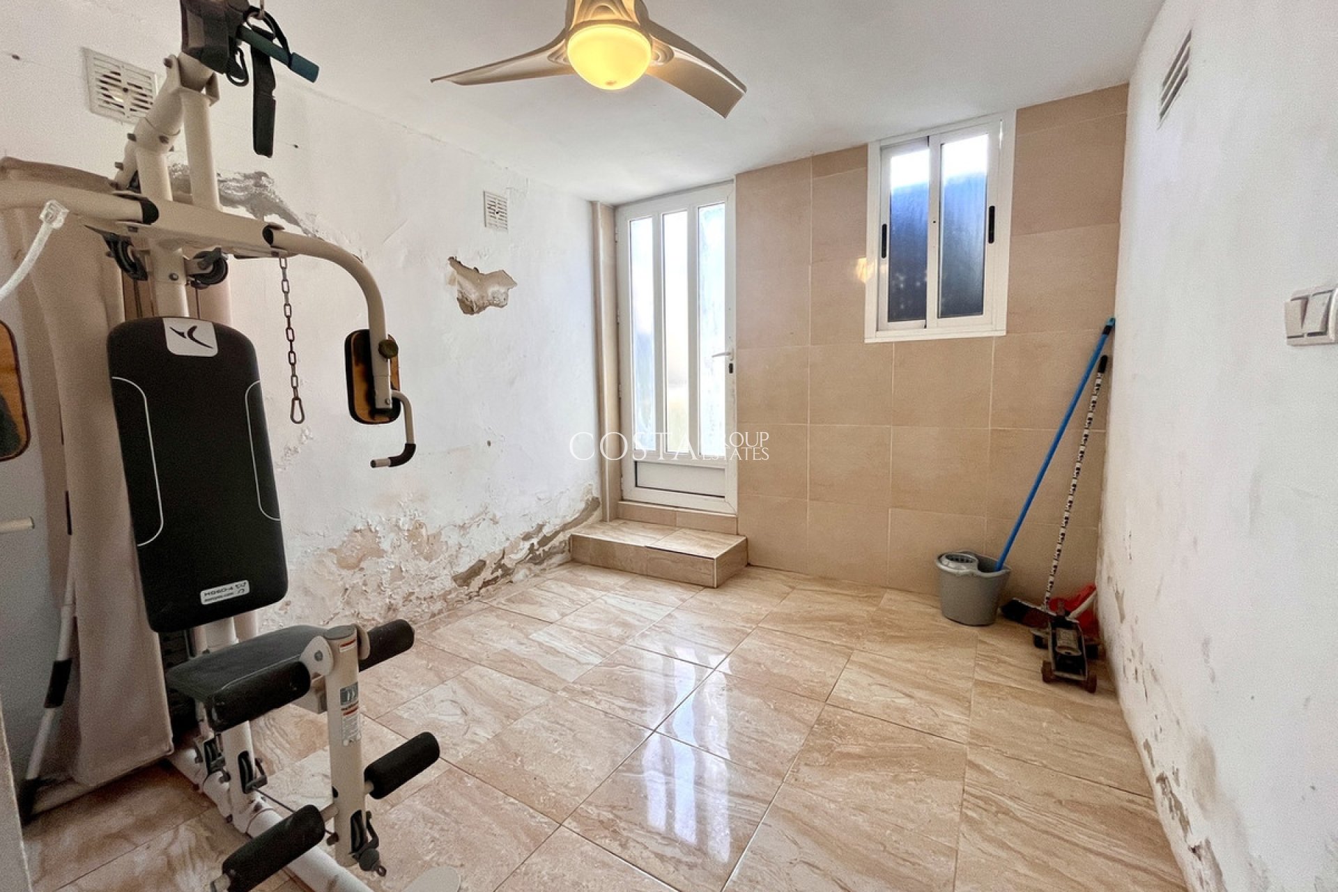 Resale - Villa -
San Miguel de Salinas - San Miguel de Salinas Centro