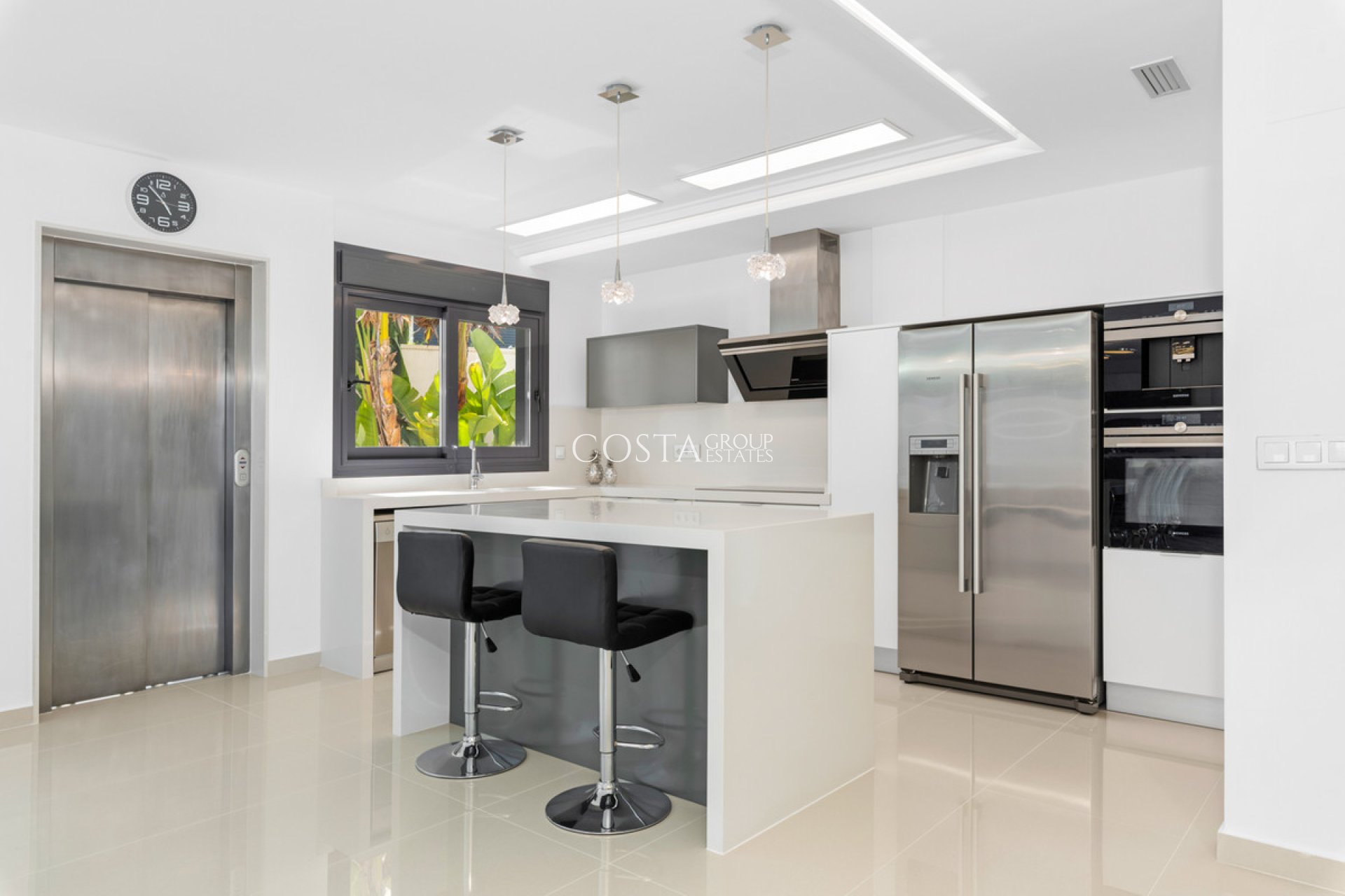 Resale - Villa -
San Miguel de Salinas - San Miguel de Salinas Centro