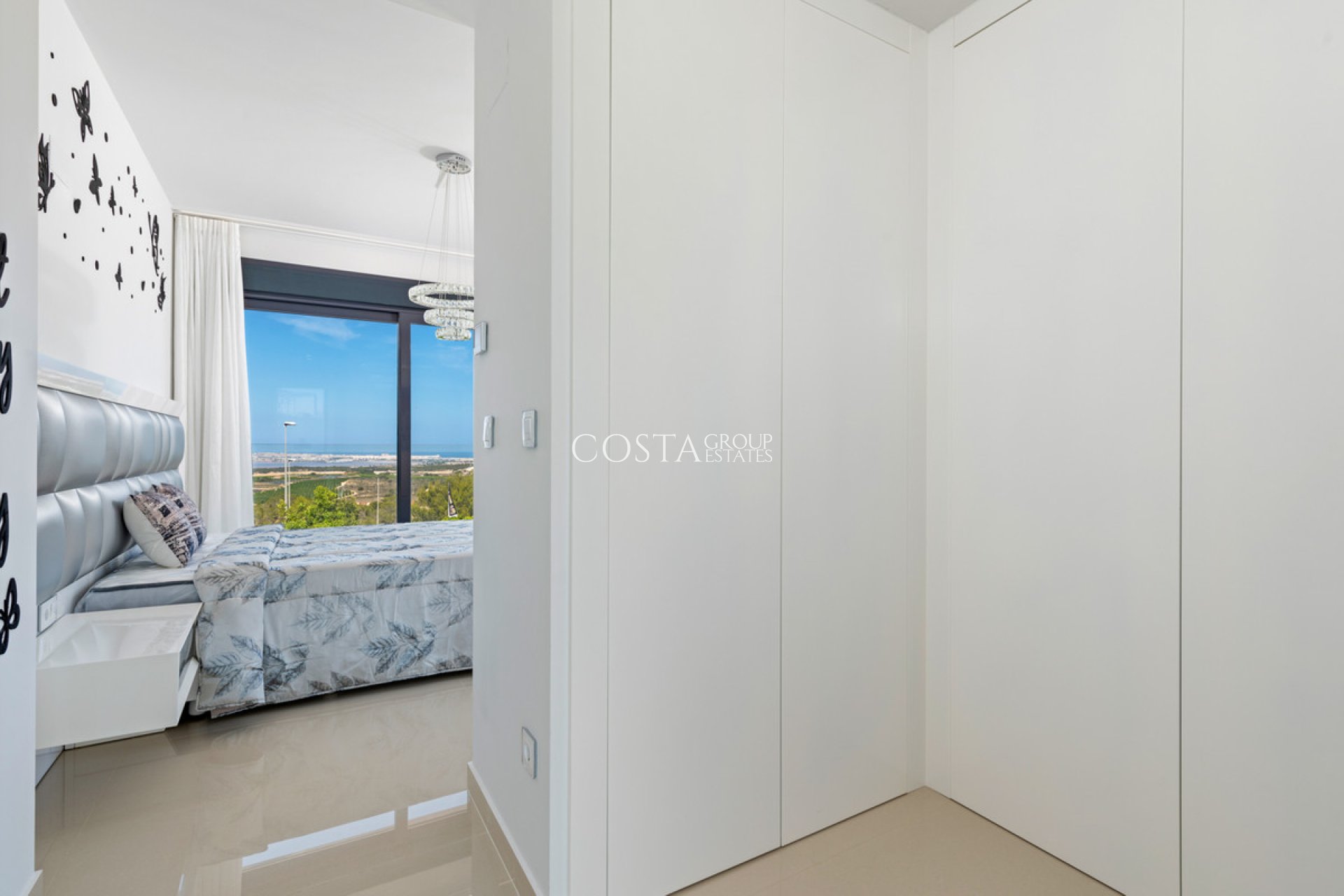 Resale - Villa -
San Miguel de Salinas - San Miguel de Salinas Centro