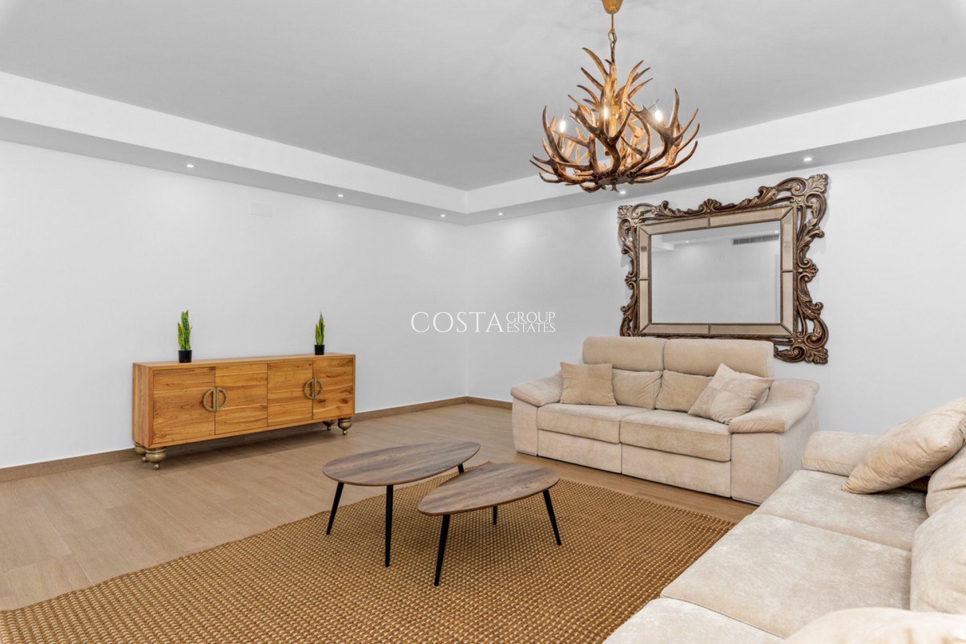 Resale - Villa -
San Miguel de Salinas - San Miguel de Salinas Centro