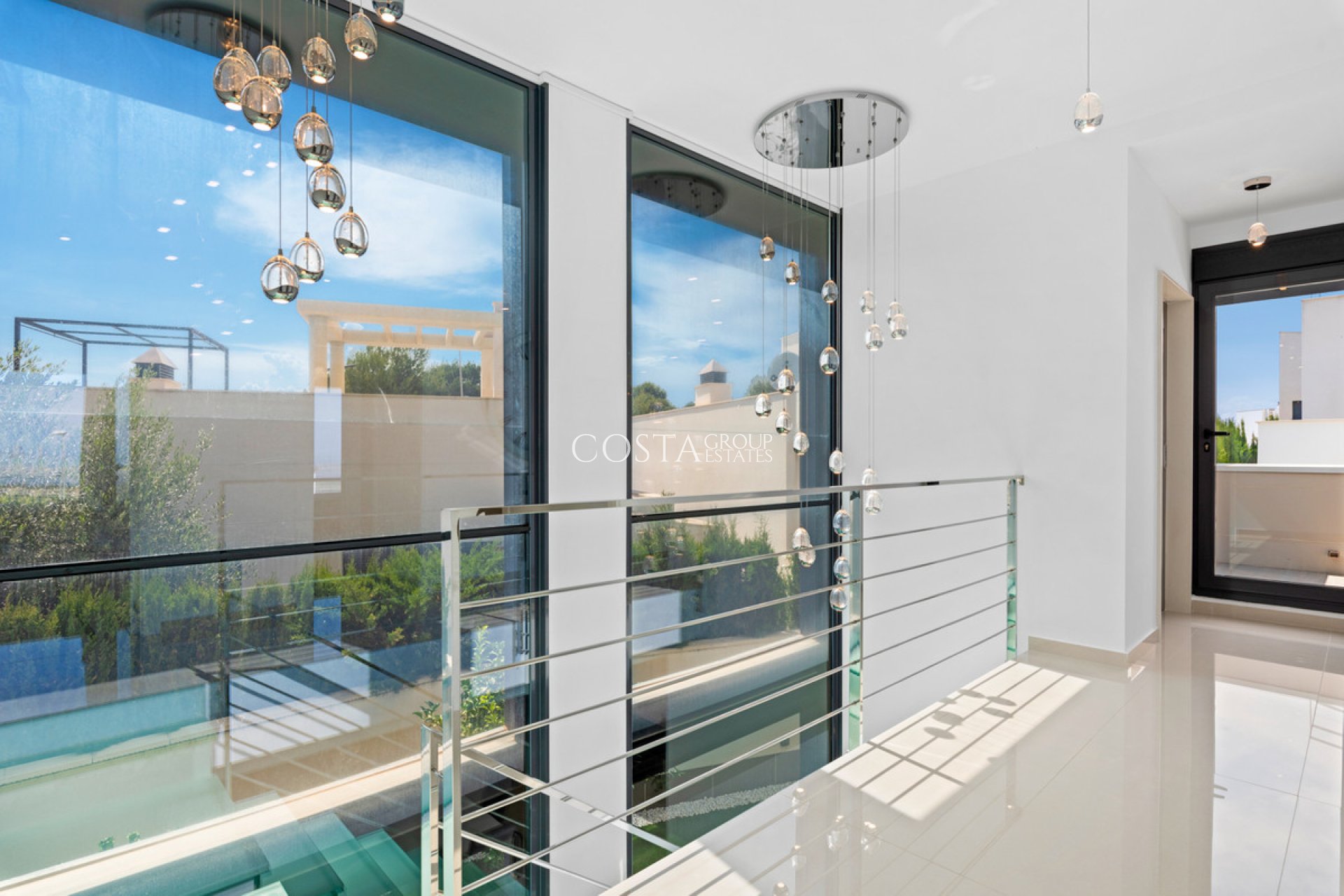 Resale - Villa -
San Miguel de Salinas - San Miguel de Salinas Centro