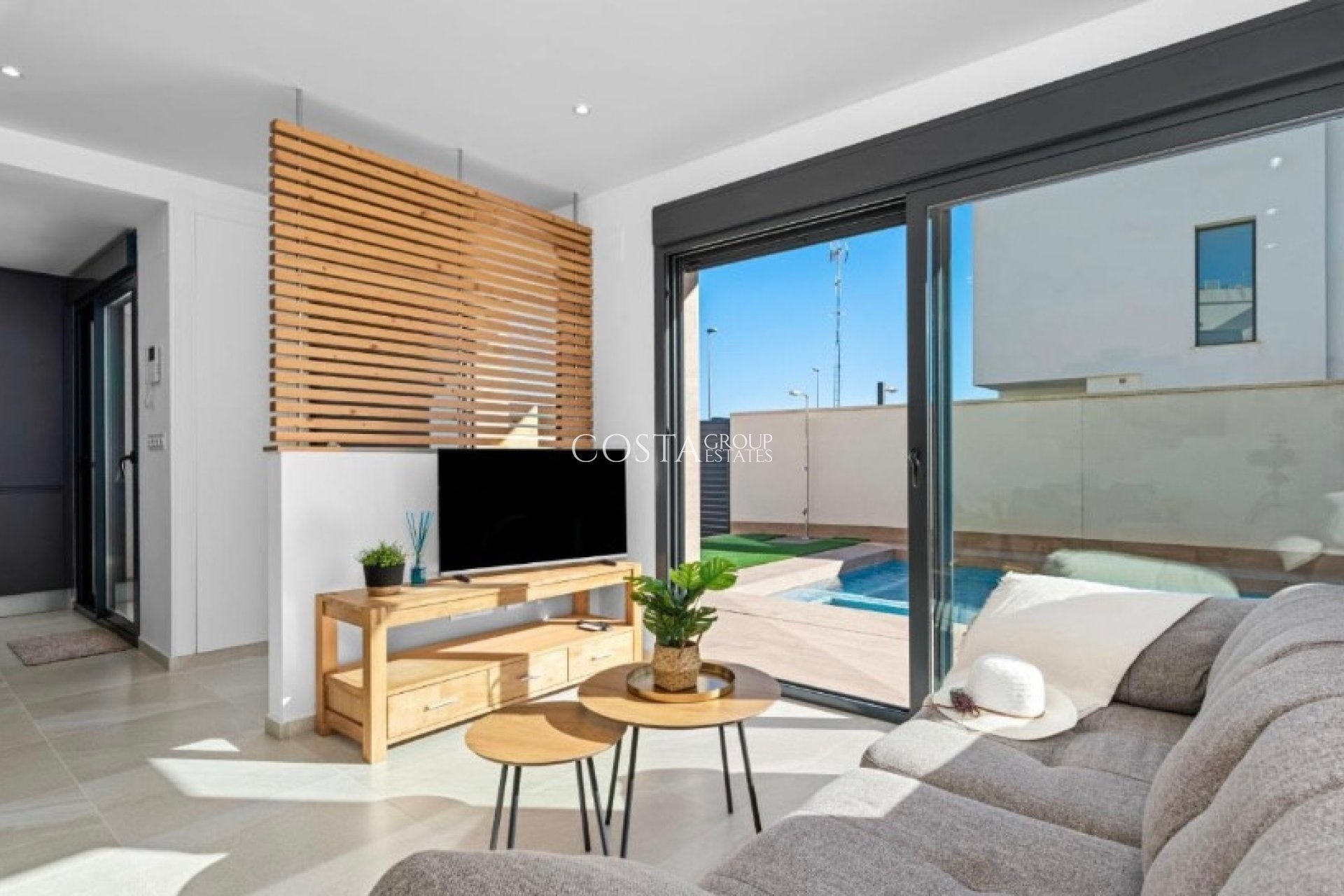 Resale - Villa -
San Miguel de Salinas - San Miguel de Salinas Centro