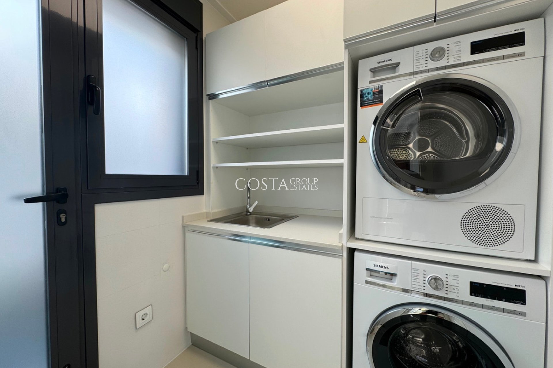 Resale - Villa -
San Miguel de Salinas - San Miguel de Salinas Centro