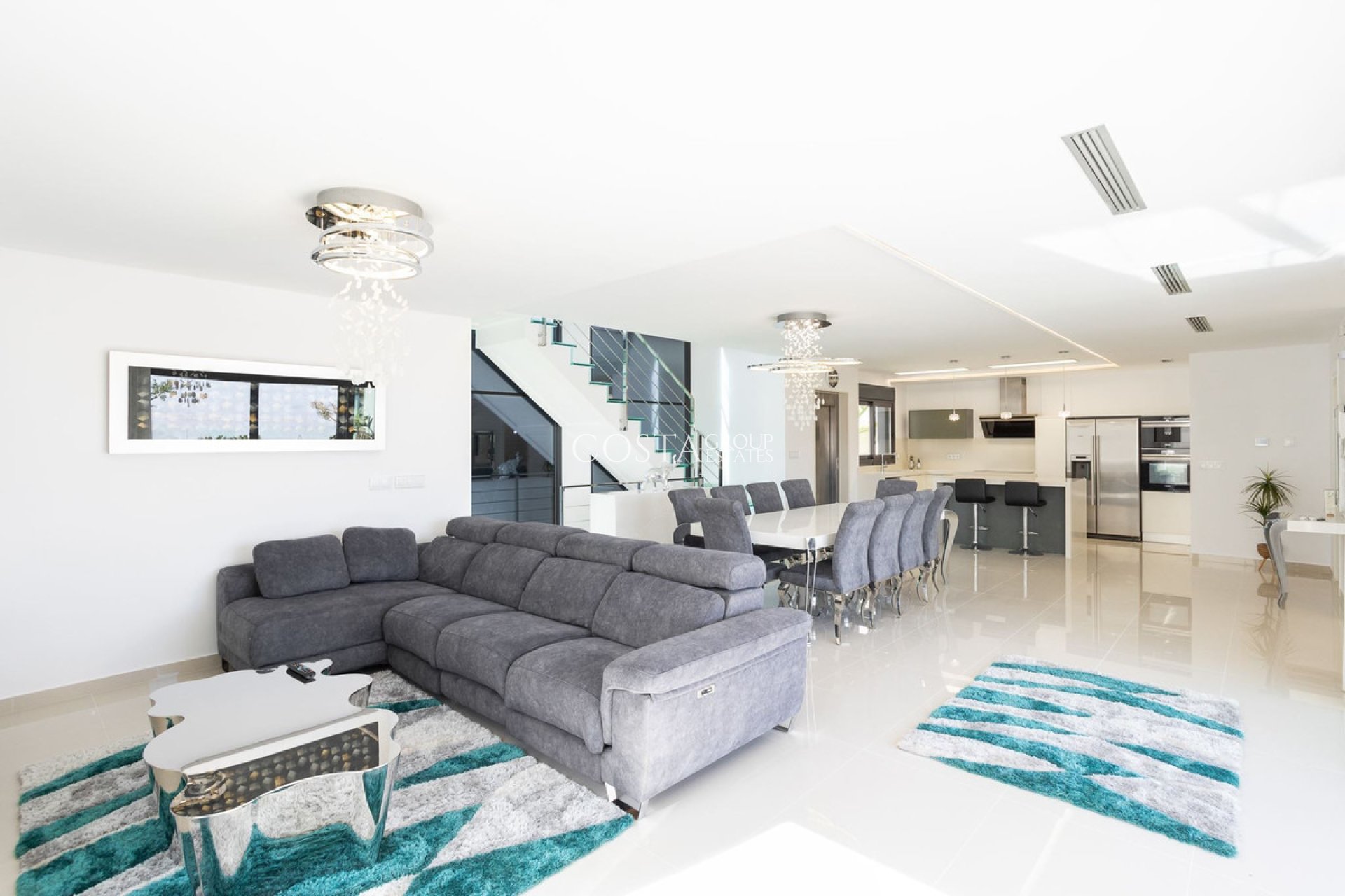 Resale - Villa -
San Miguel de Salinas - San Miguel de Salinas Centro