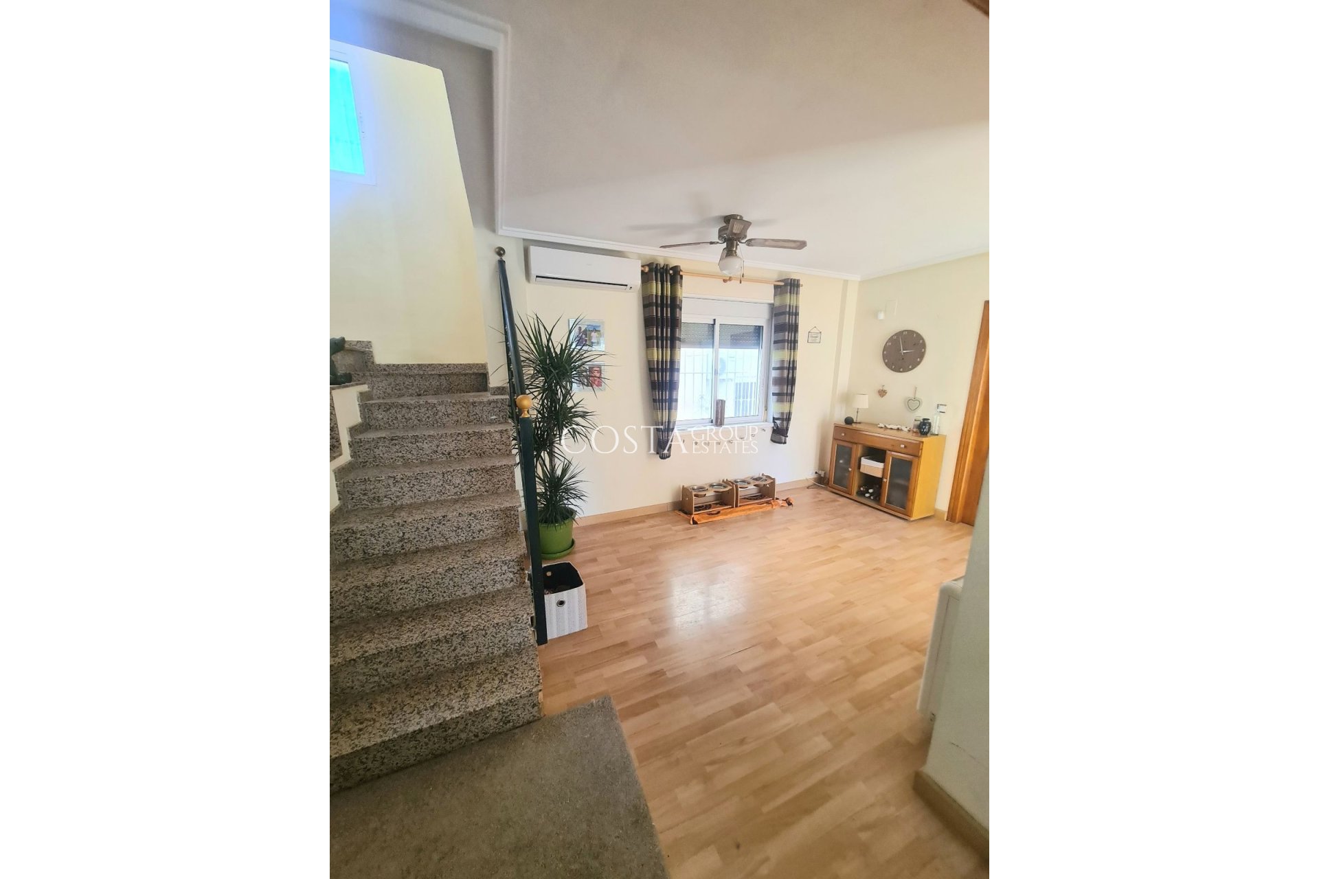 Resale - Villa -
San Miguel de Salinas - San Miguel de Salinas Centro