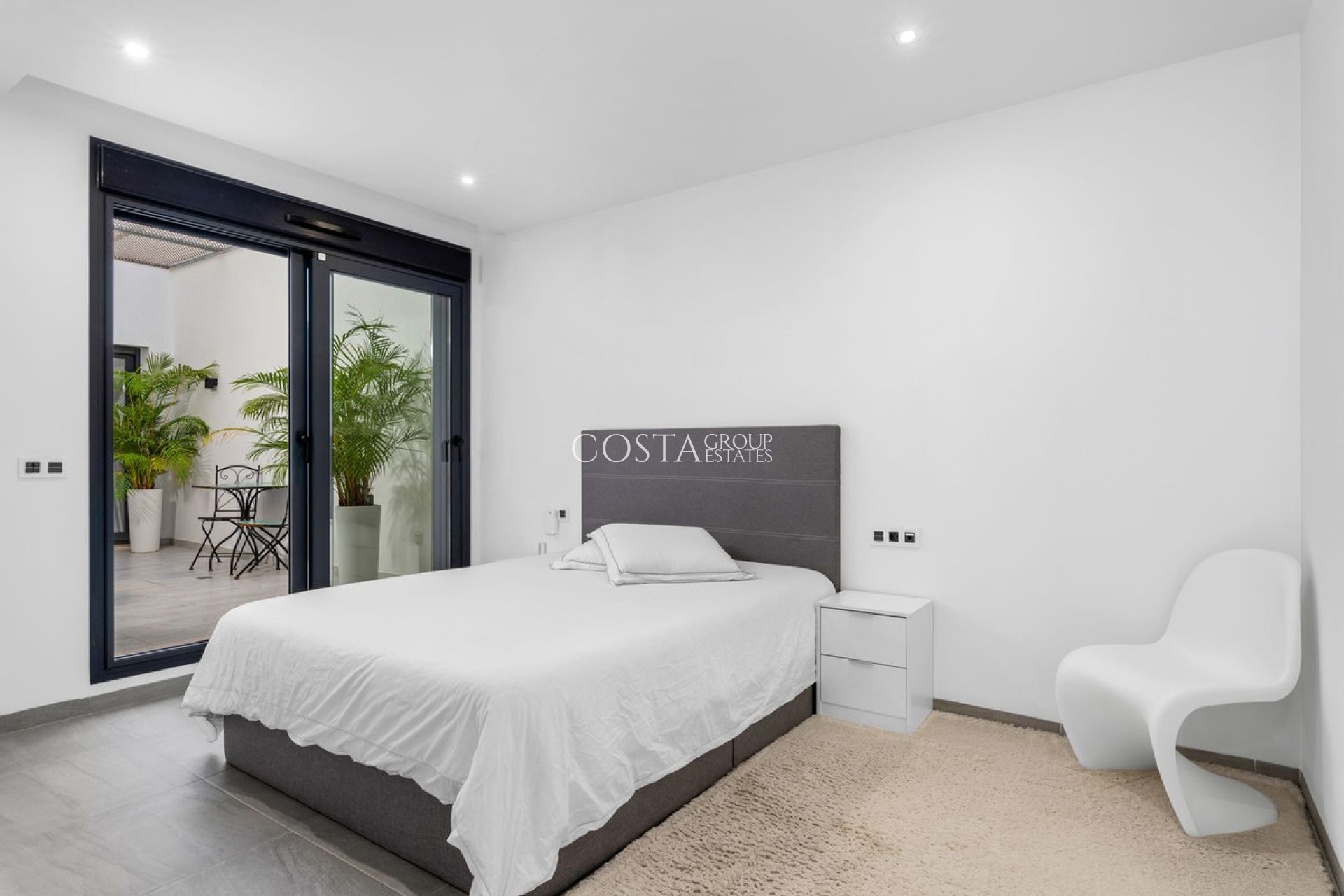 Resale - Villa -
San Miguel de Salinas - San Miguel de Salinas Centro