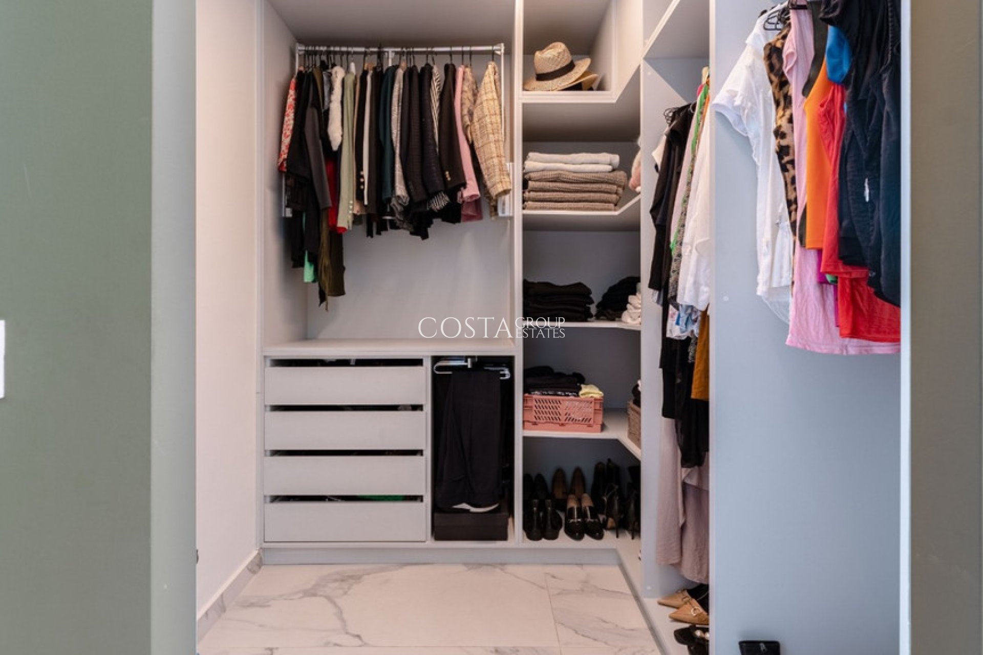 Resale - Villa -
San Miguel de Salinas - San Miguel de Salinas Centro