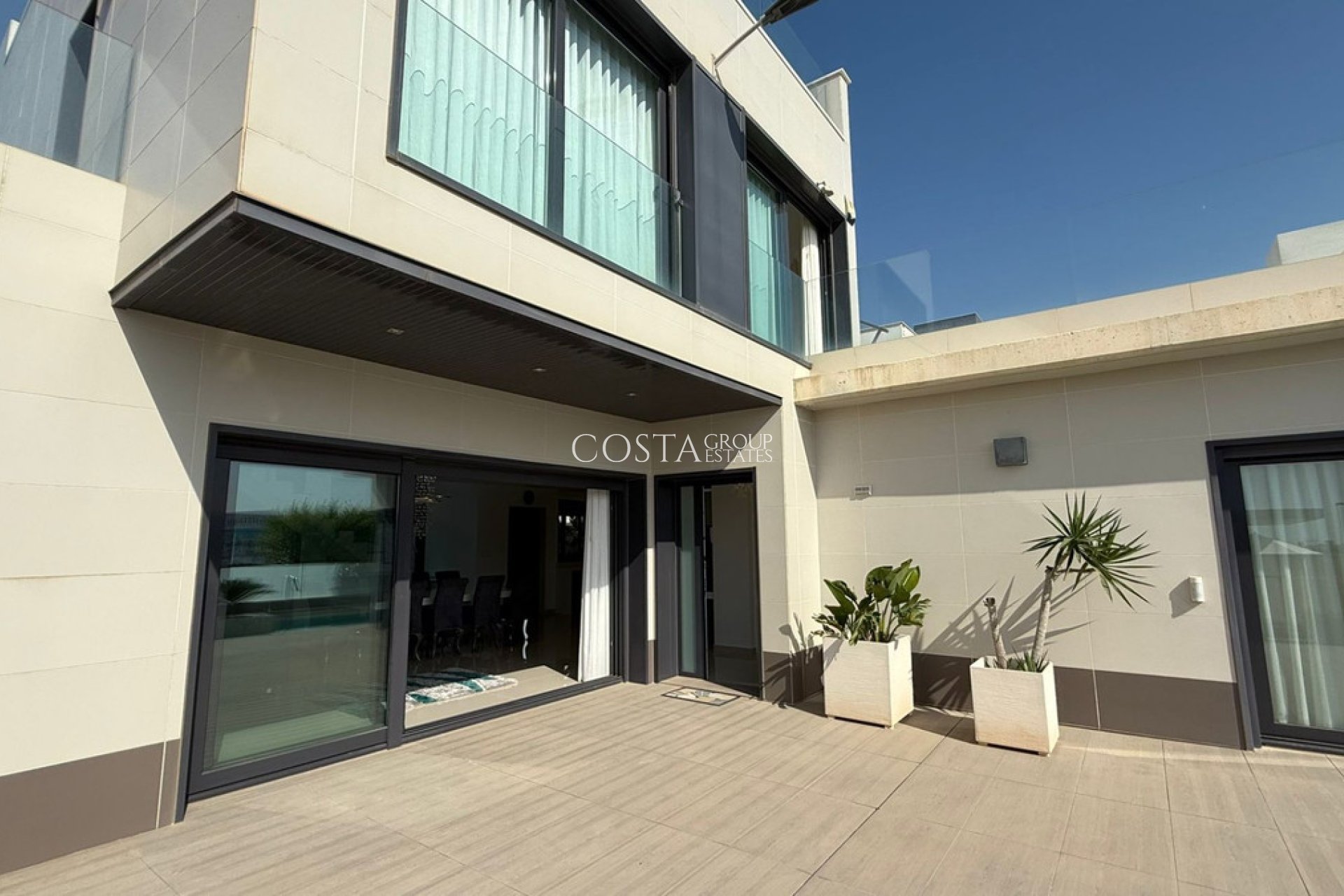 Resale - Villa -
San Miguel de Salinas - San Miguel de Salinas Centro