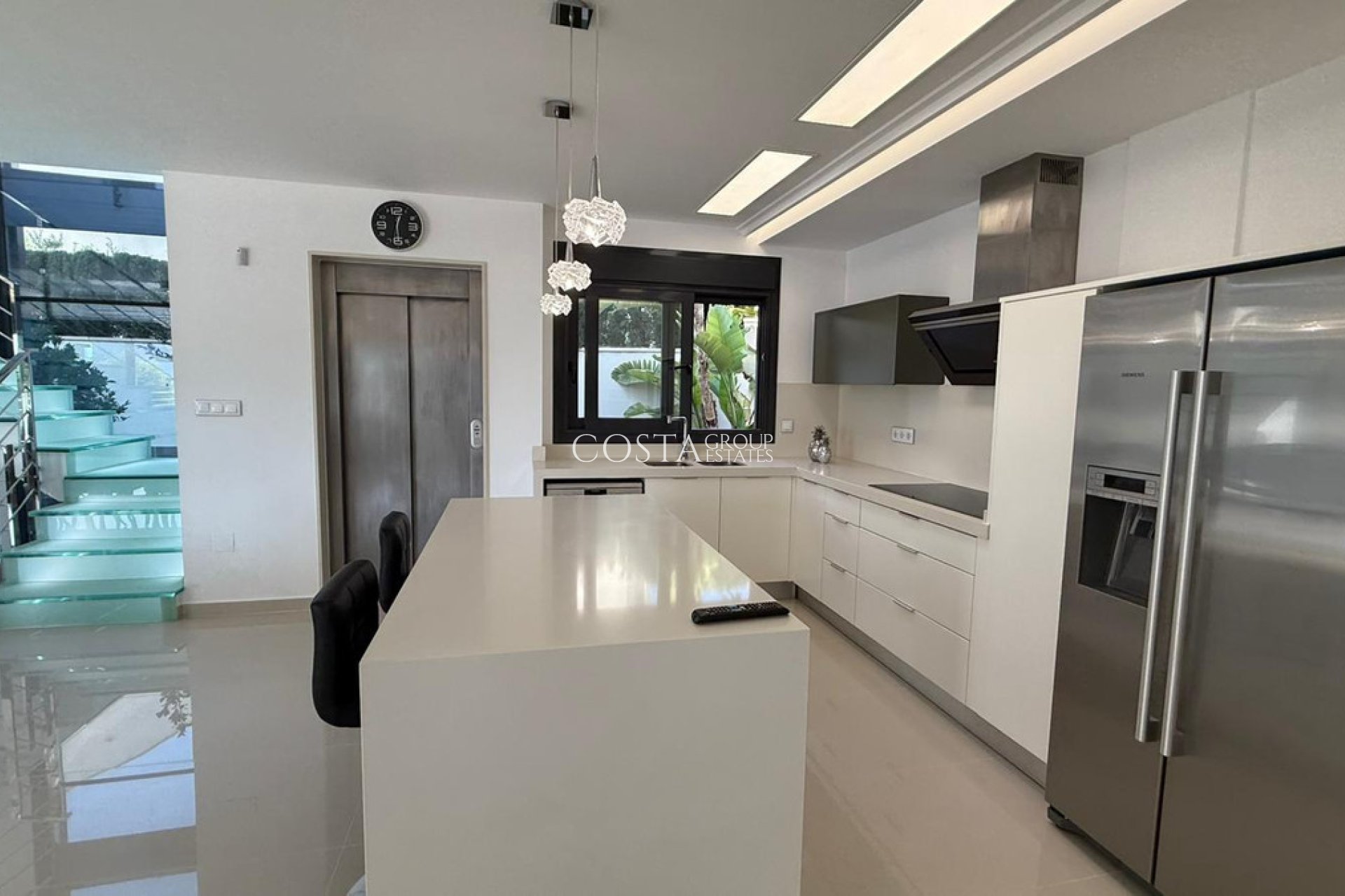 Resale - Villa -
San Miguel de Salinas - San Miguel de Salinas Centro