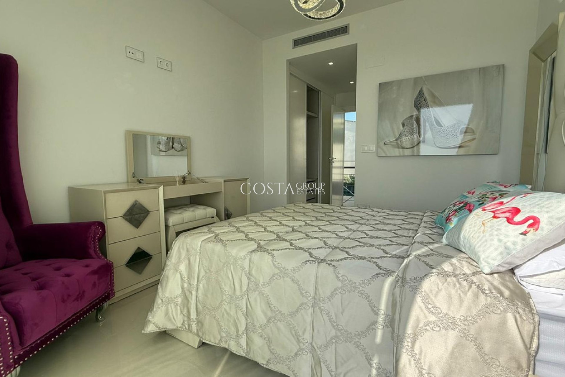 Resale - Villa -
San Miguel de Salinas - San Miguel de Salinas Centro