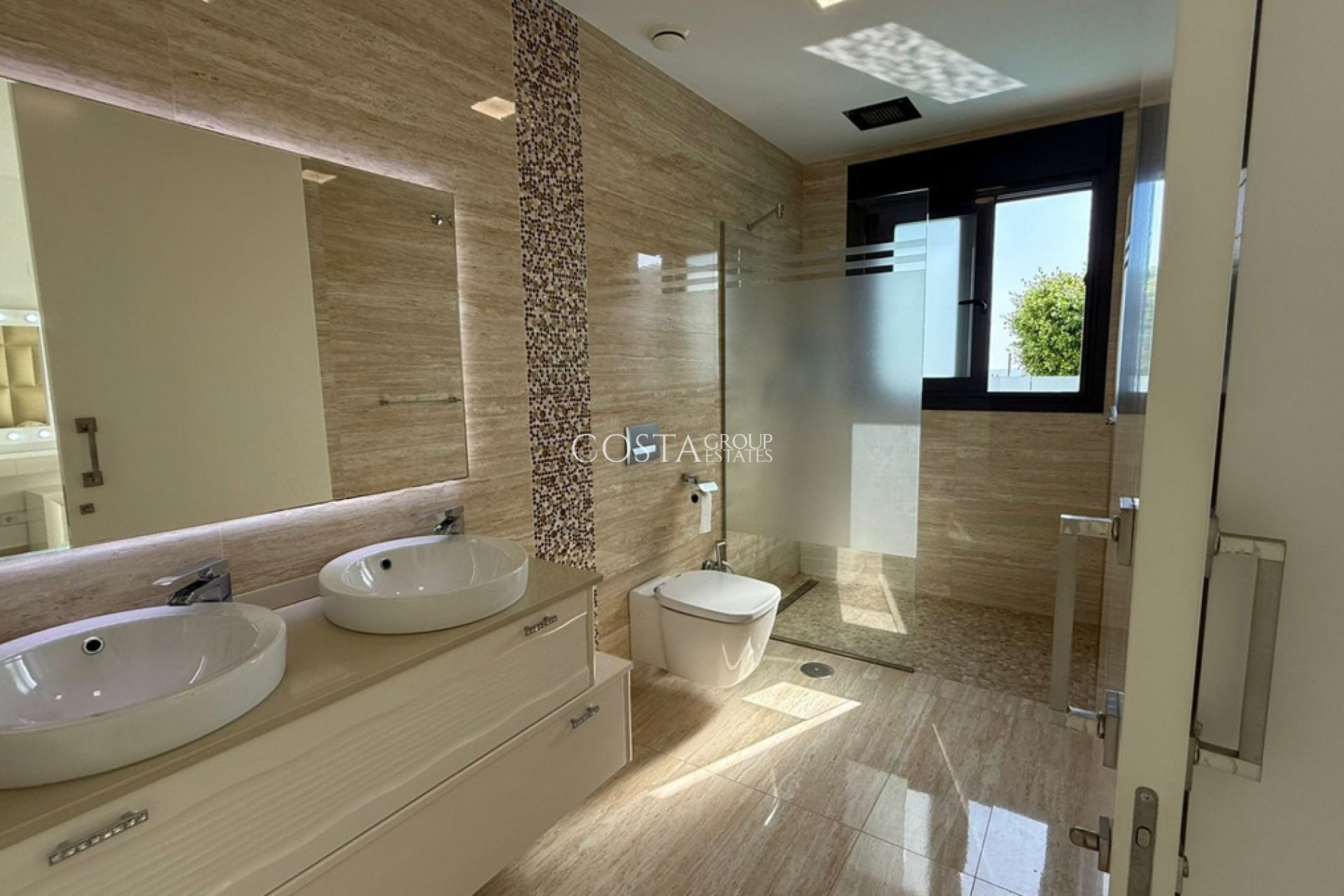 Resale - Villa -
San Miguel de Salinas - San Miguel de Salinas Centro