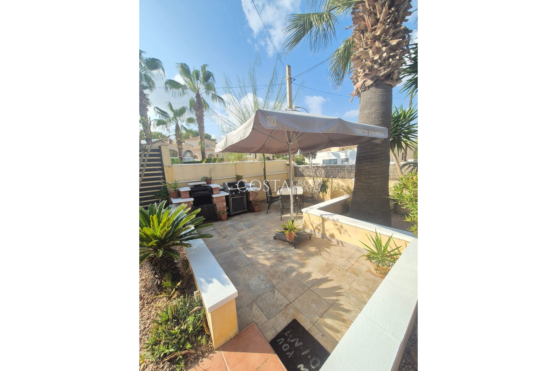 Resale - Villa -
San Miguel de Salinas - San Miguel de Salinas Centro