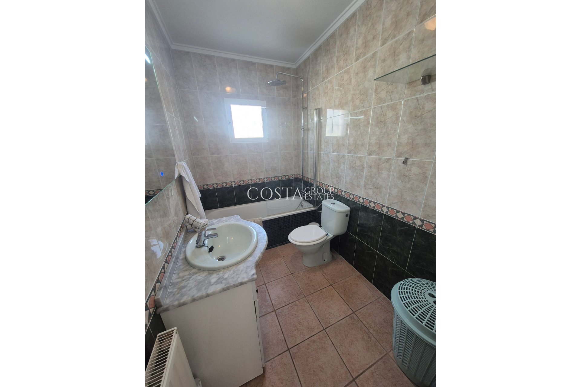 Resale - Villa -
San Miguel de Salinas - San Miguel de Salinas Centro
