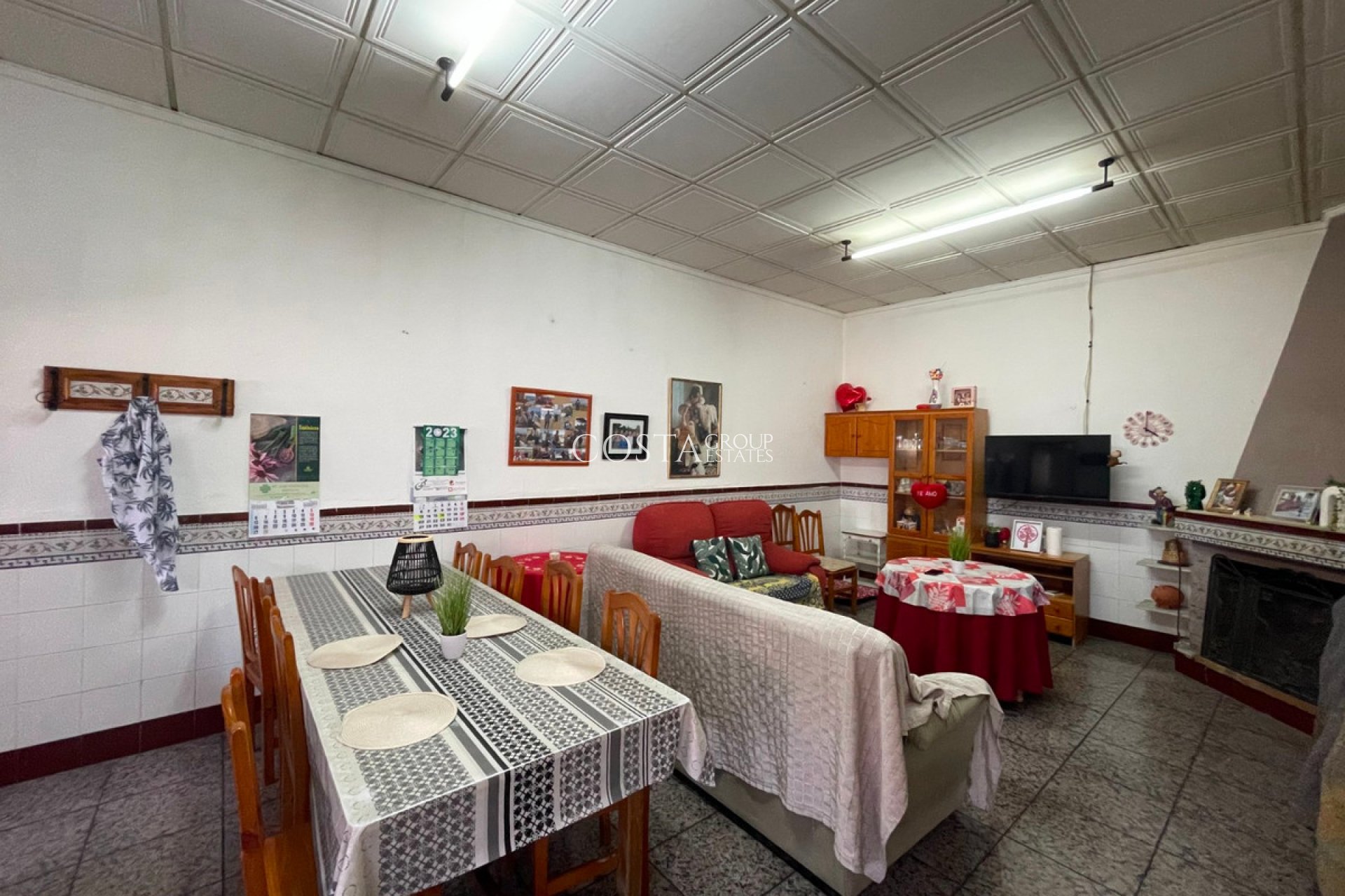 Resale - Villa -
San Miguel de Salinas - San Miguel de Salinas Centro