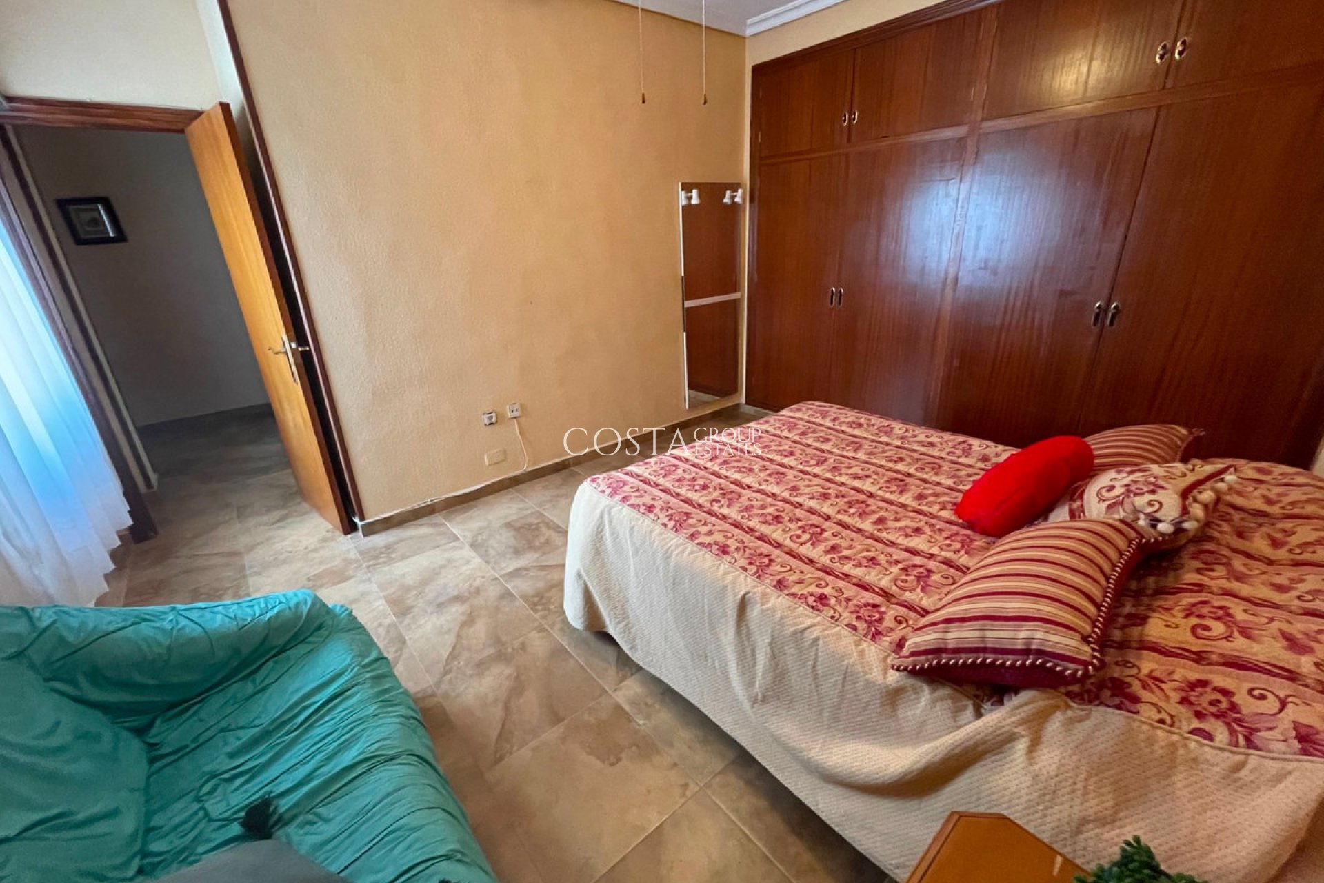 Resale - Villa -
San Miguel de Salinas - San Miguel de Salinas Centro