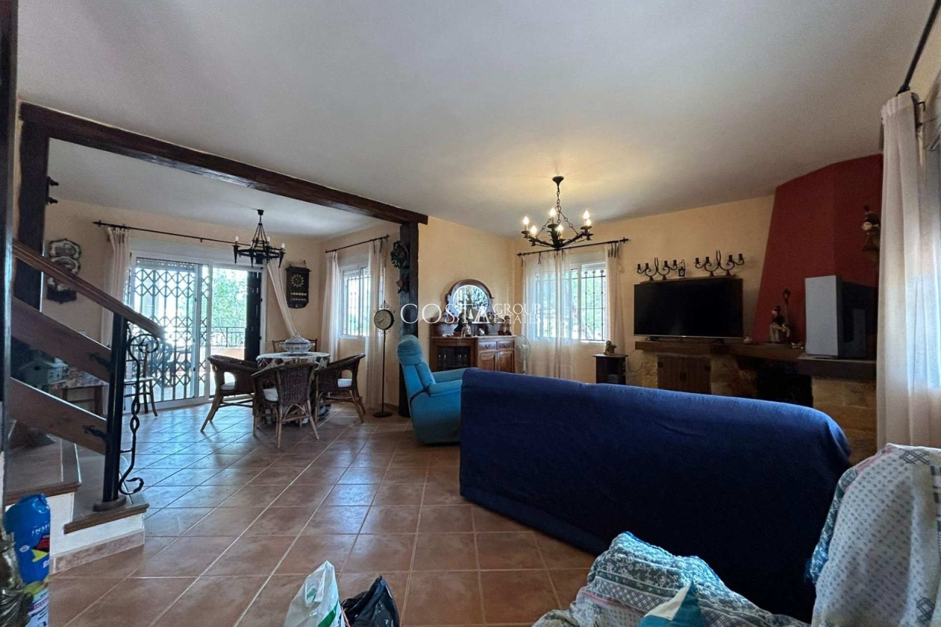 Resale - Villa -
San Miguel de Salinas - Urbanizaciones