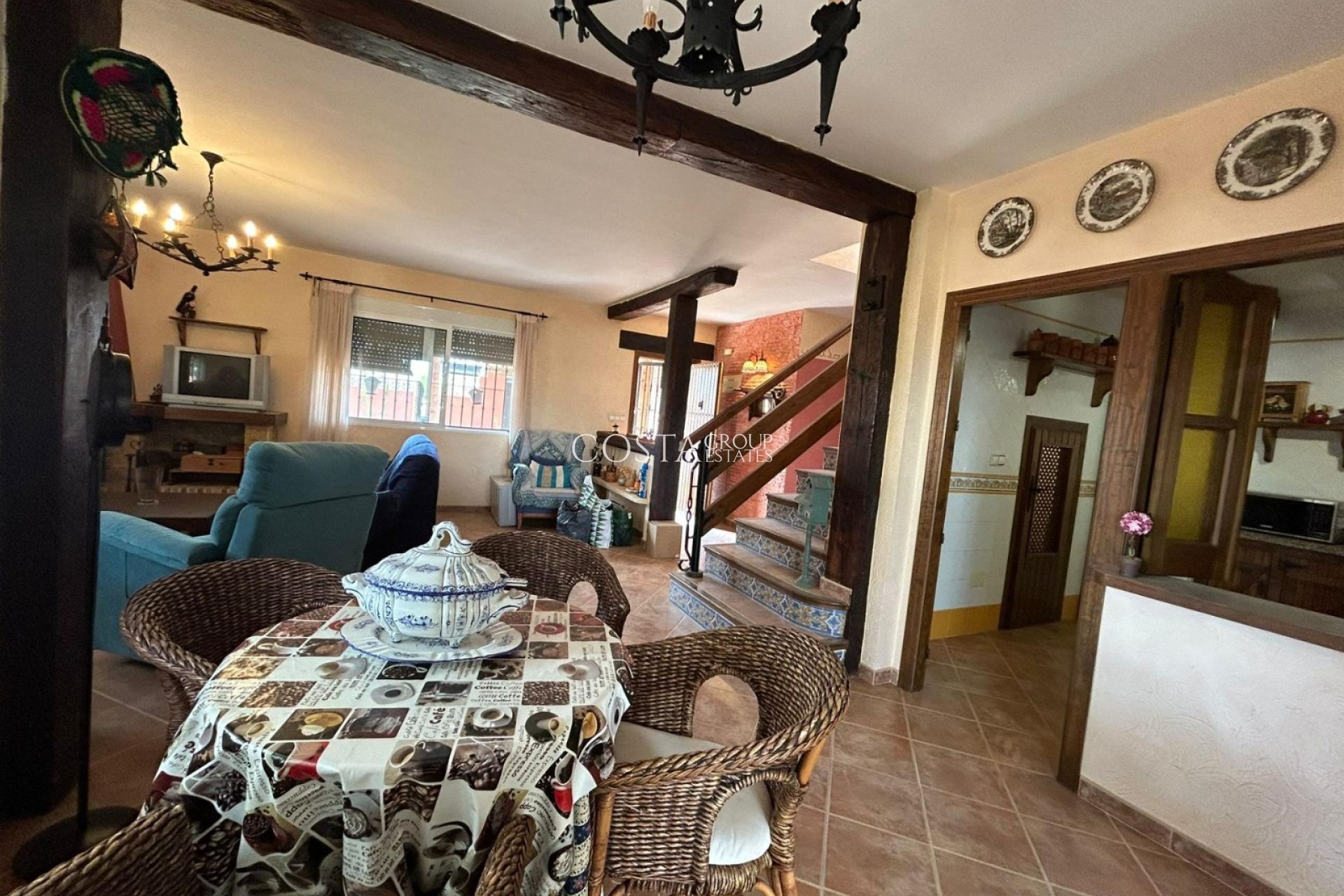 Resale - Villa -
San Miguel de Salinas - Urbanizaciones