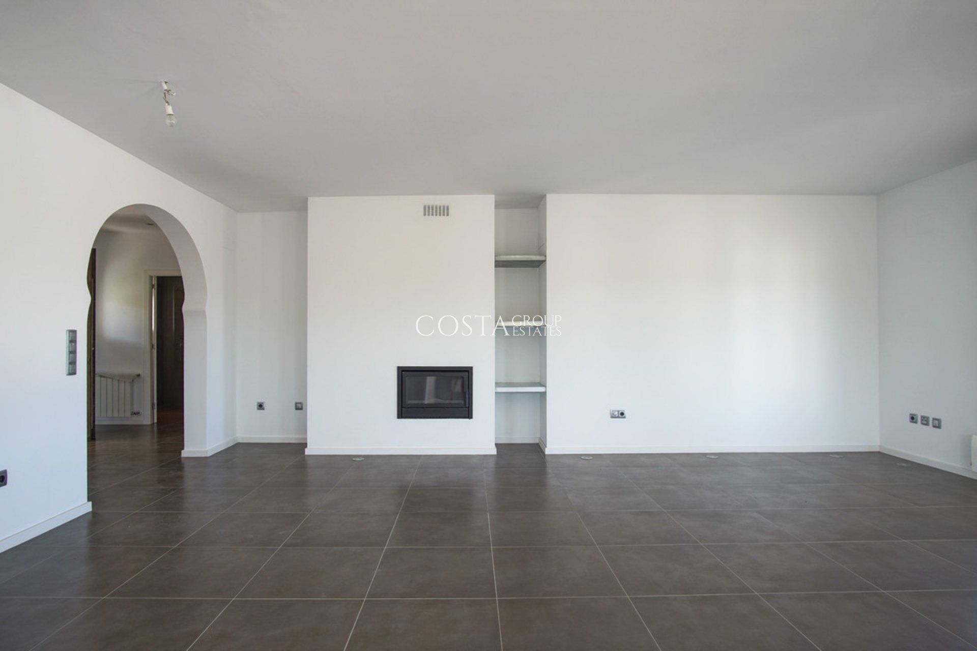 Resale - Villa -
Teulada - Moraira