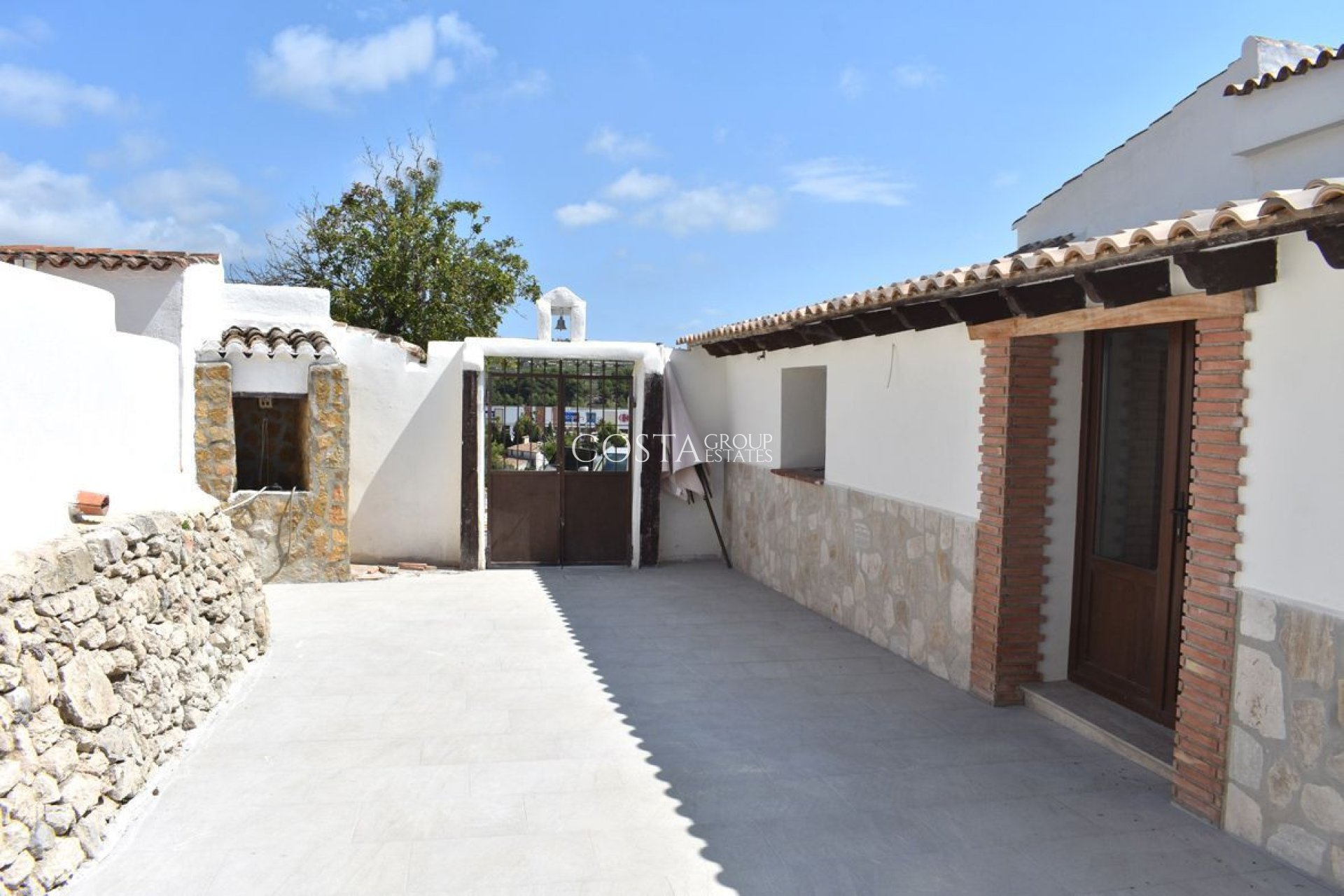 Resale - Villa -
Teulada - Moraira
